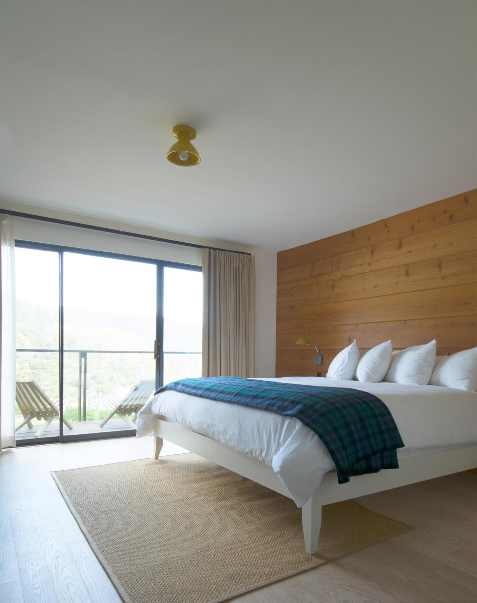 Timber Cove Resort photo 49