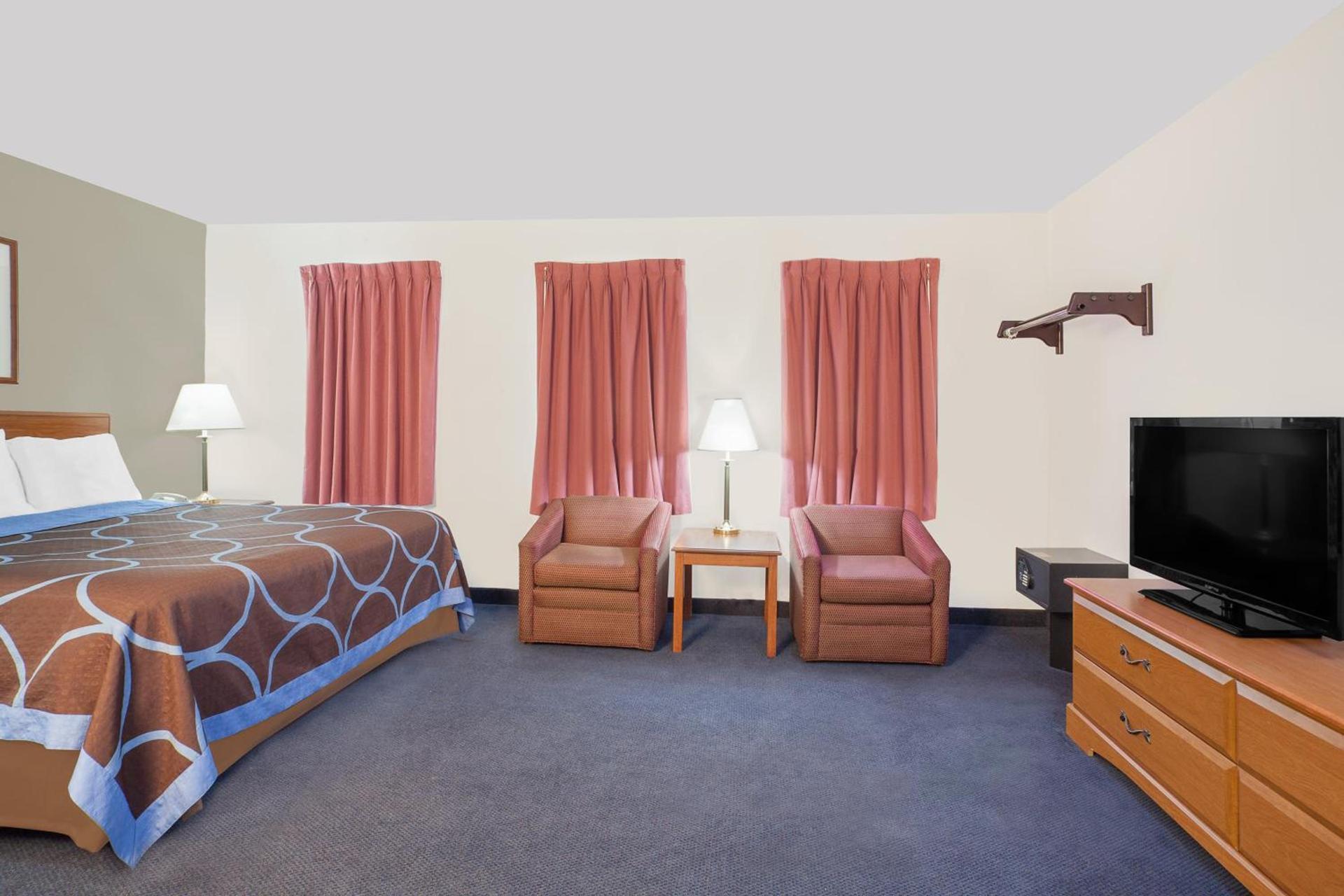 Super 8 by Wyndham Middletown photo 19