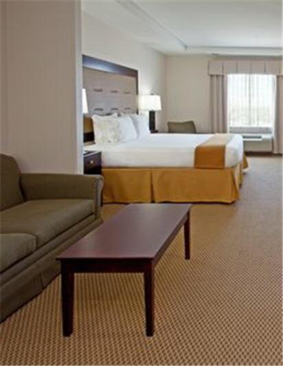 Holiday Inn Express Texas City, an IHG Hotel photo 11