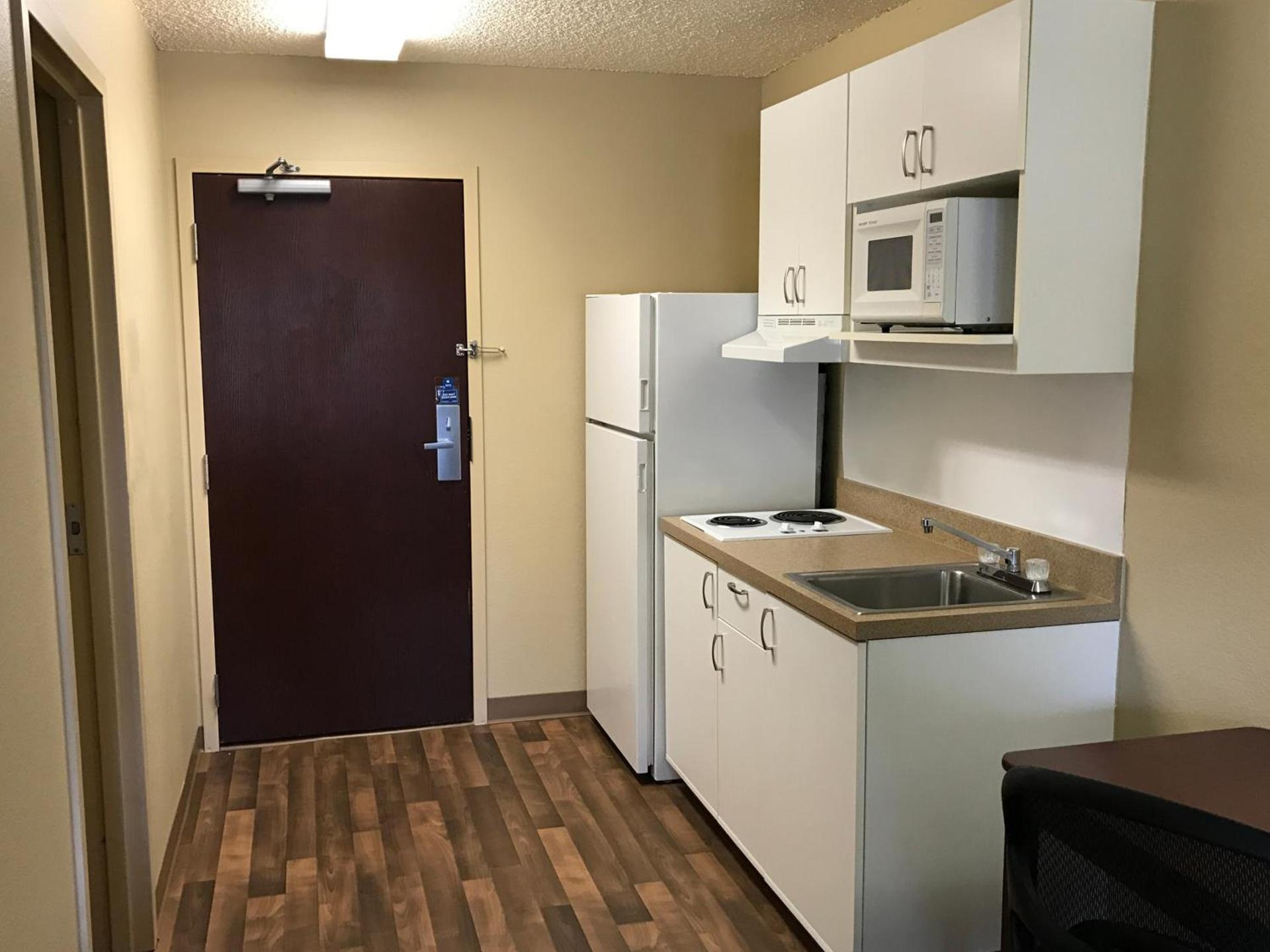 Extended Stay America Select Suites - Detroit - Farmington Hills photo 45