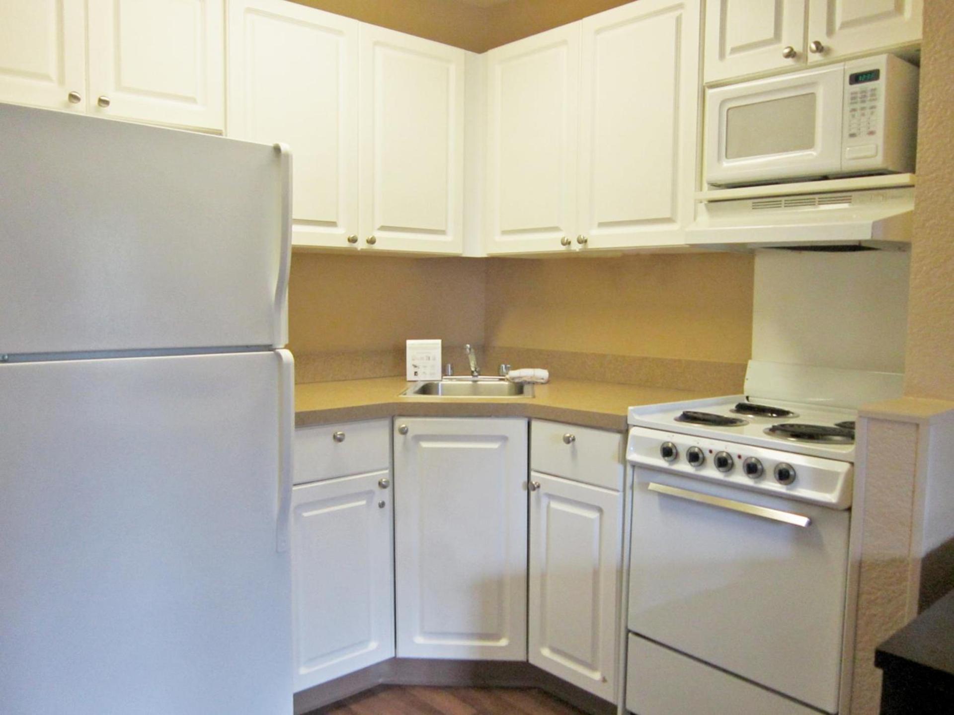 Extended Stay America Suites - Detroit - Novi - Orchard Hill Place photo 48