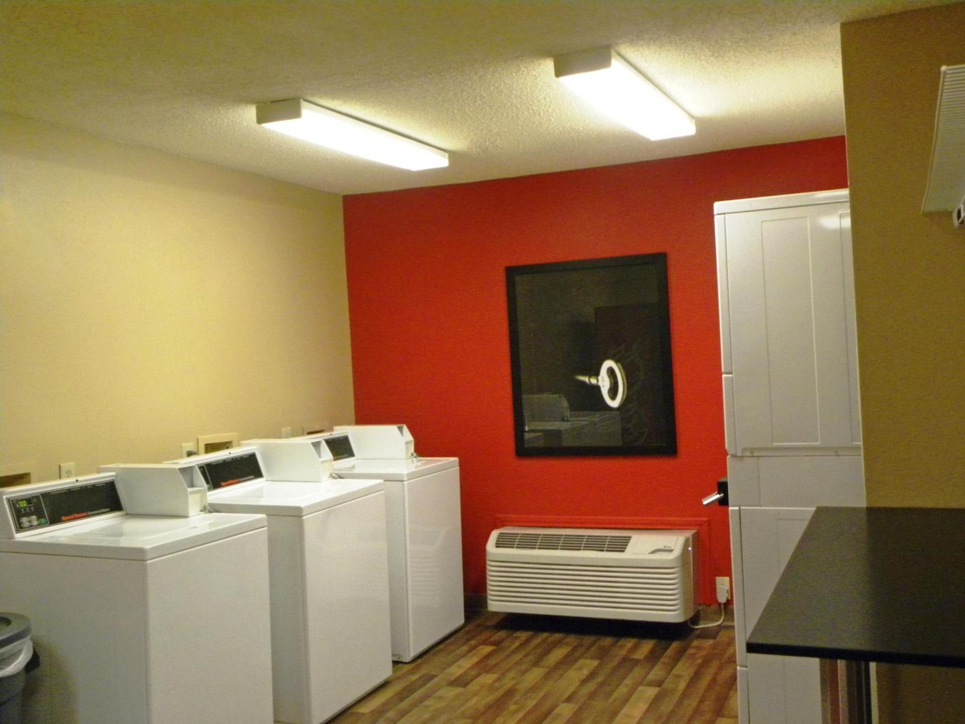 Suburban Studios Houston North I-45 photo 8