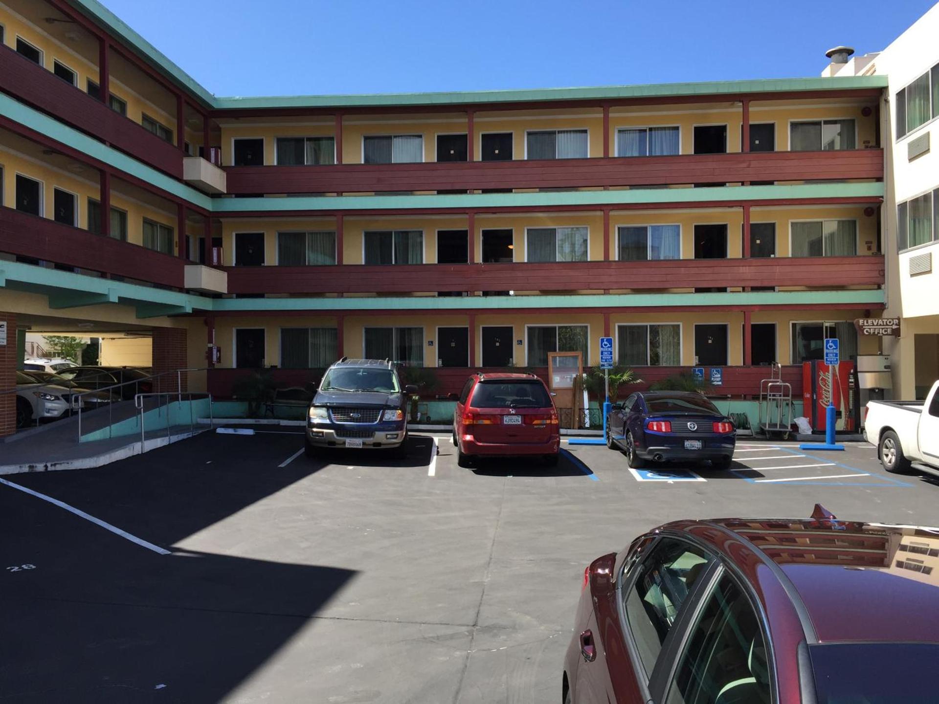 Motel Capri photo 35