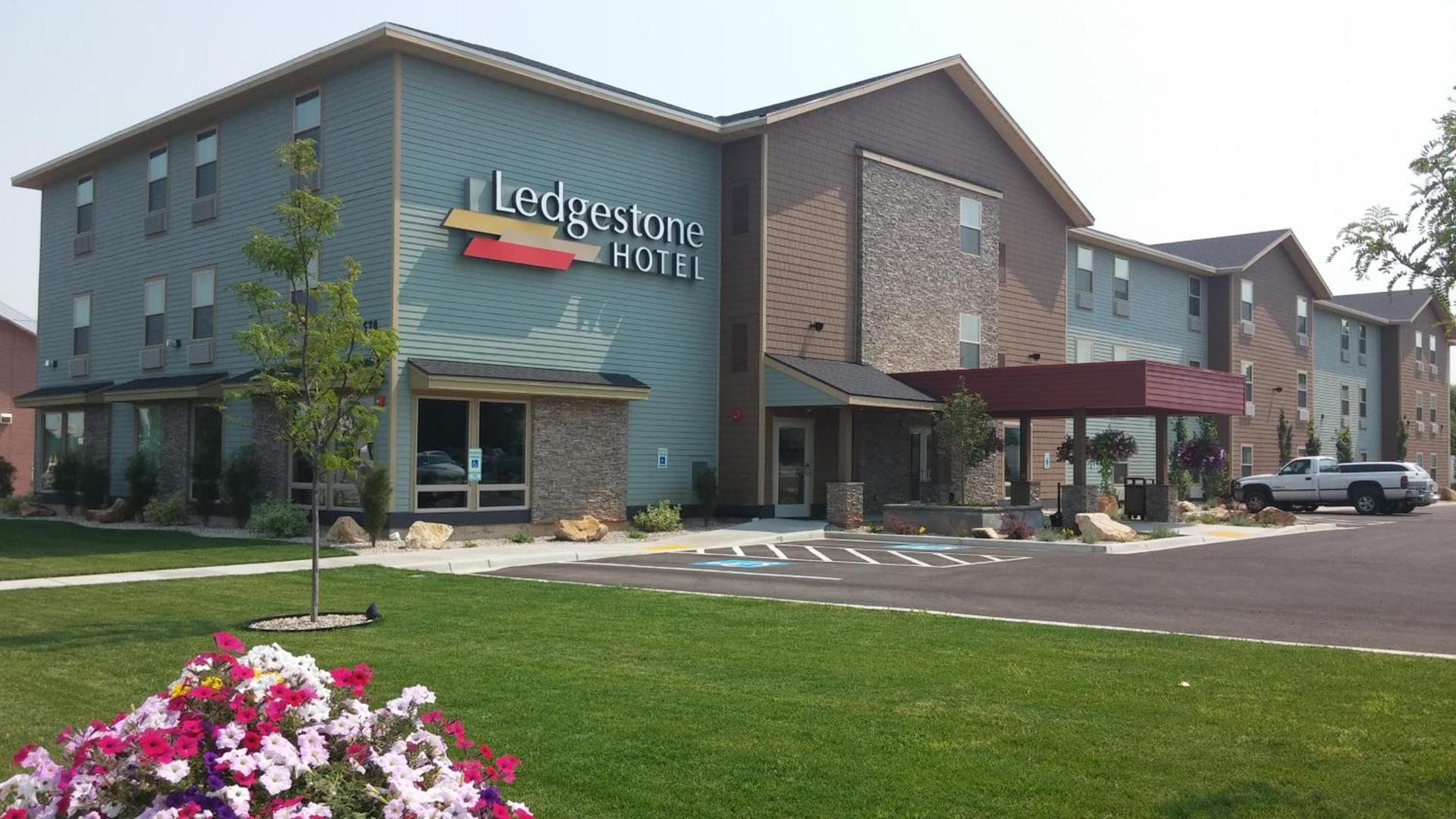 Ledgestone Suites Hotel Billings — hotel in Billings