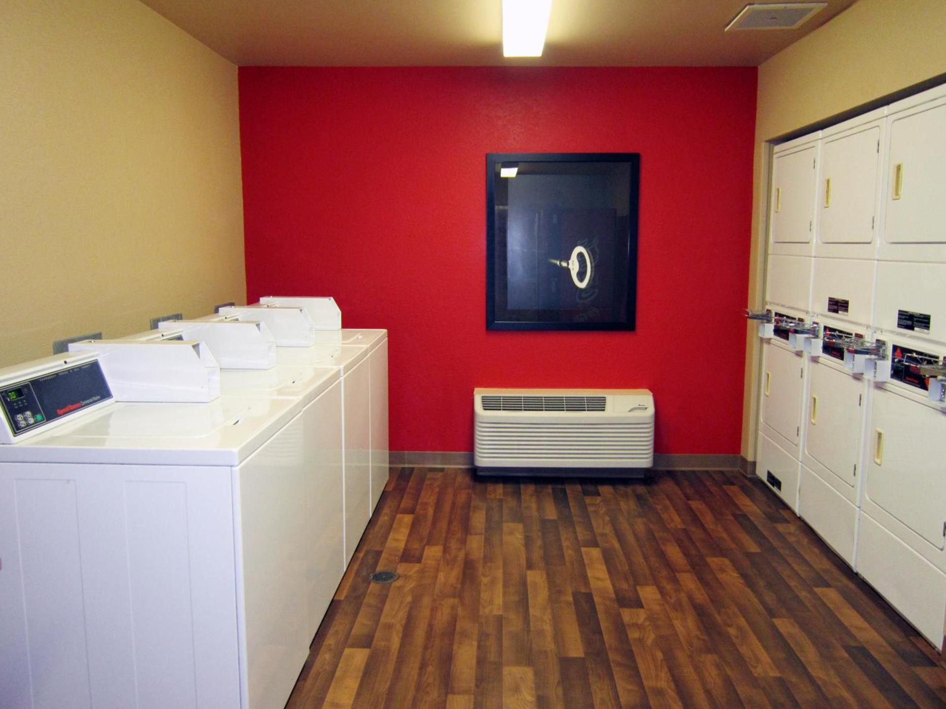 Extended Stay America Suites - Tampa - Airport - Spruce Street photo 29