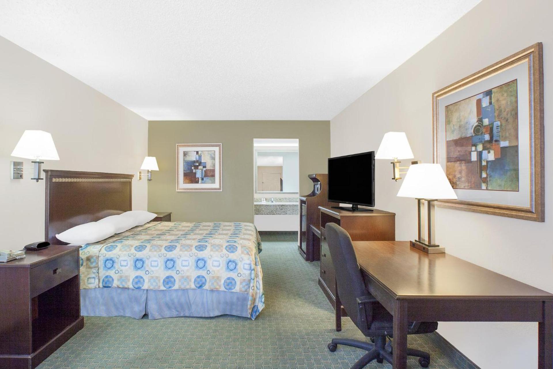 Super 8 by Wyndham Corpus Christi photo 22