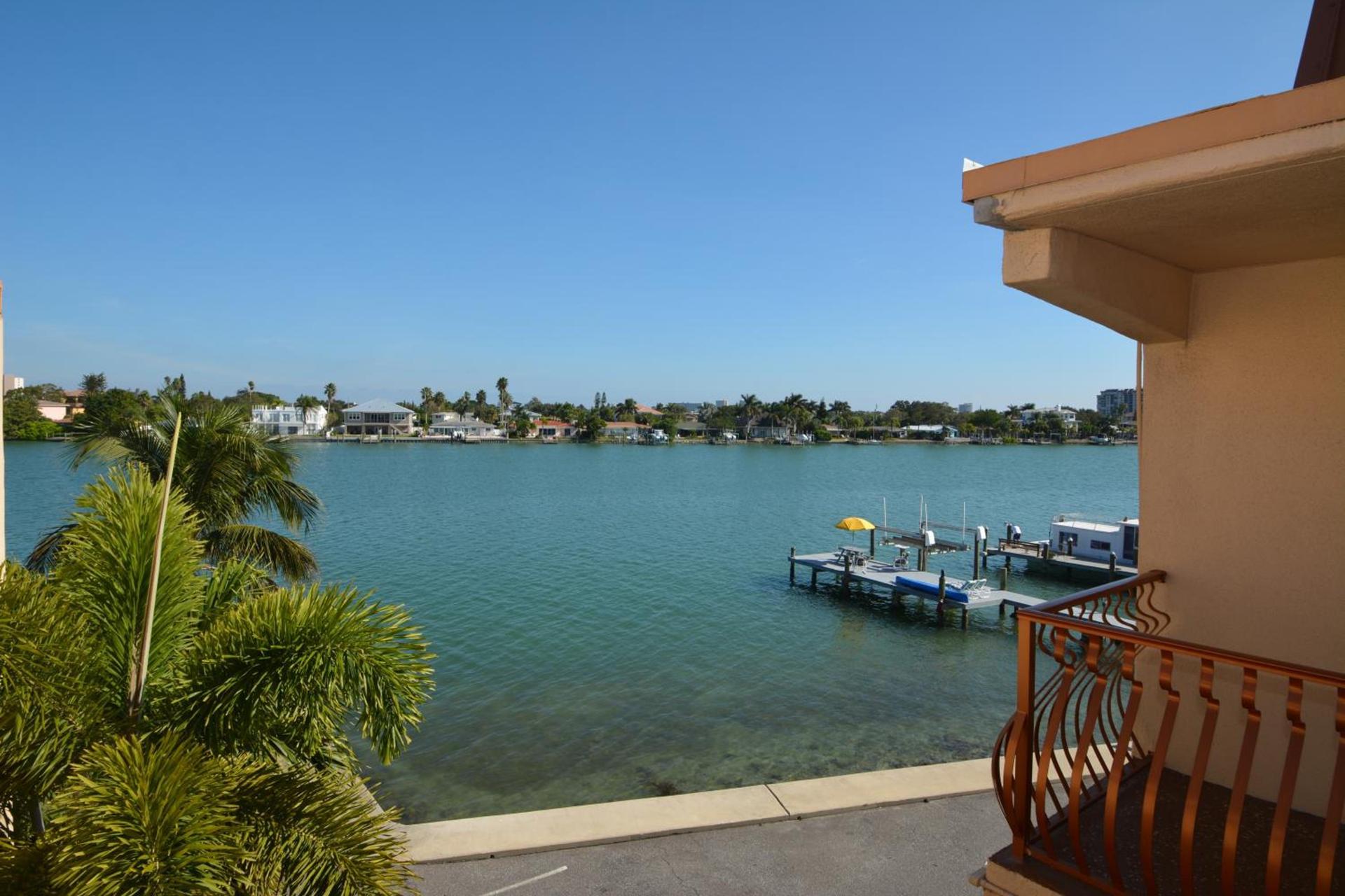 Westwinds Waterfront Resort photo 11