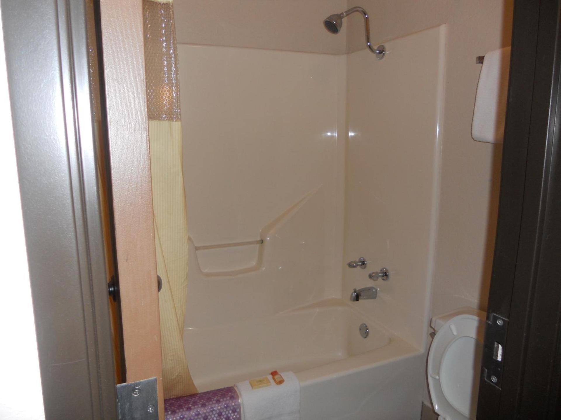 Days Inn by Wyndham Tucumcari photo 43
