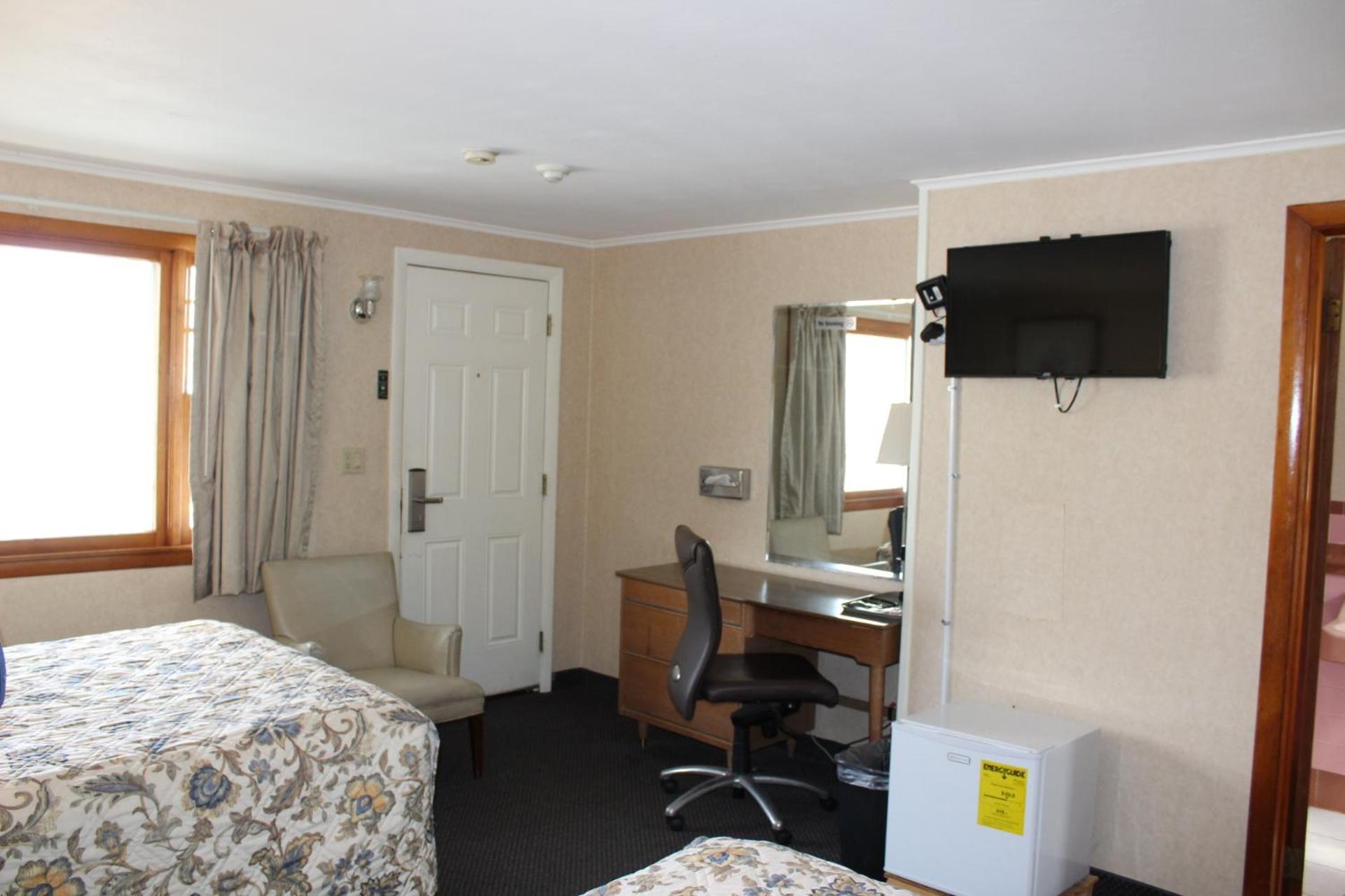 Elm Motel photo 7