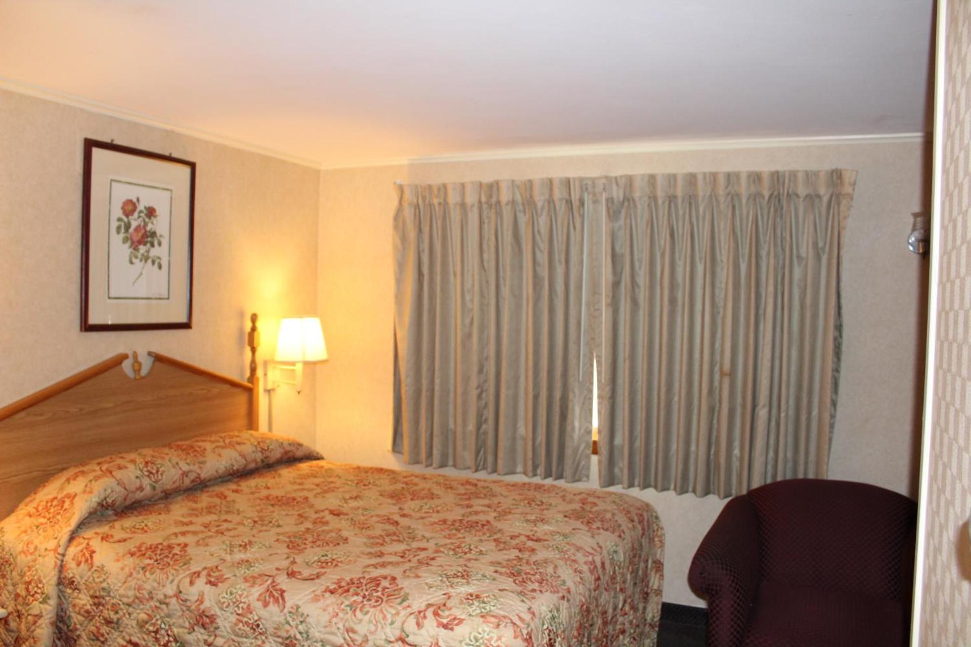 Elm Motel photo 6