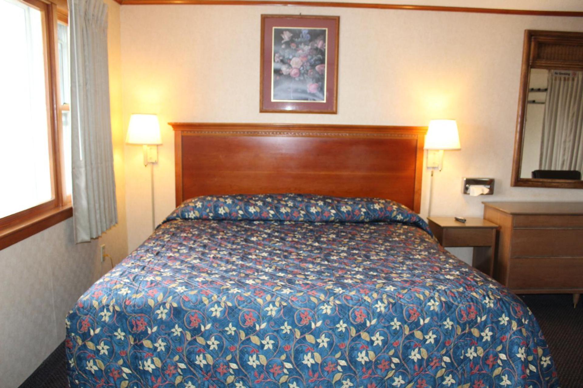 Elm Motel photo 2