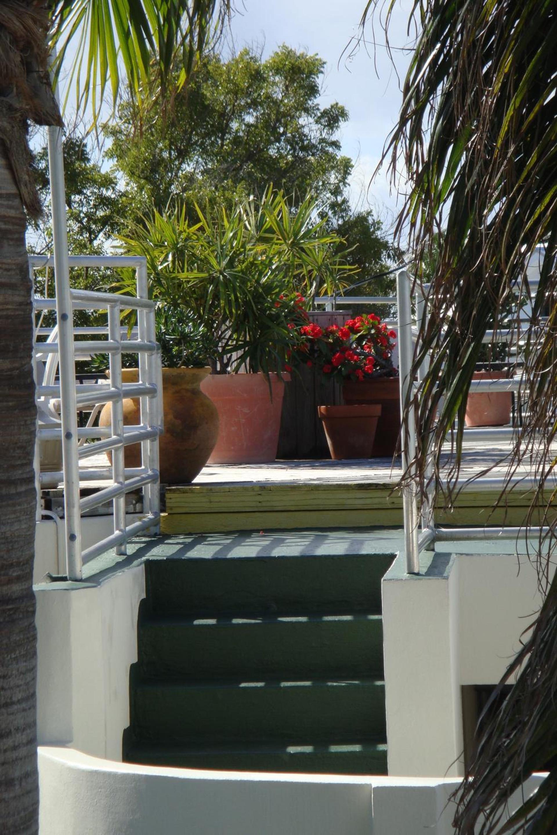 El Patio Motel photo 21