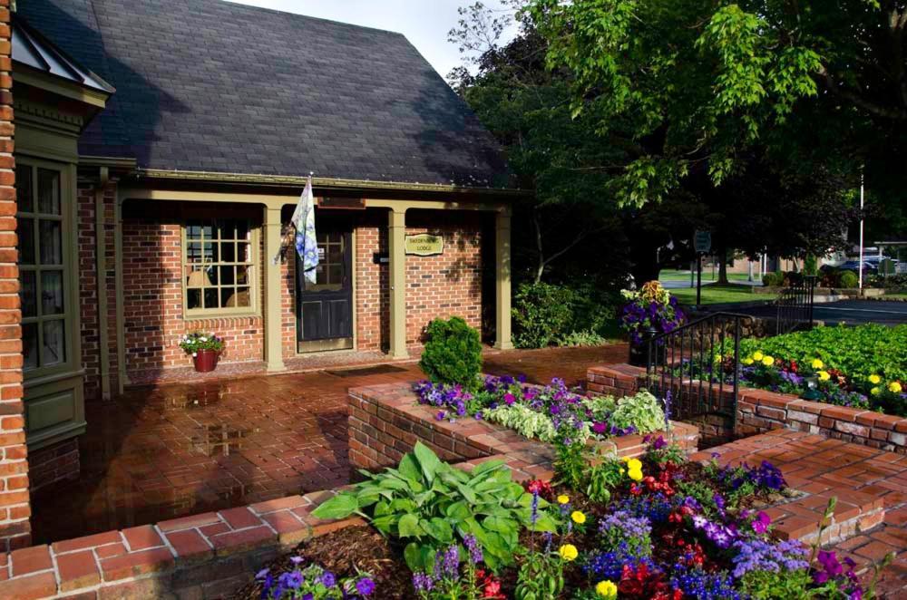 Hillwinds Inn - Blowing Rock — hotel in Blowing Rock