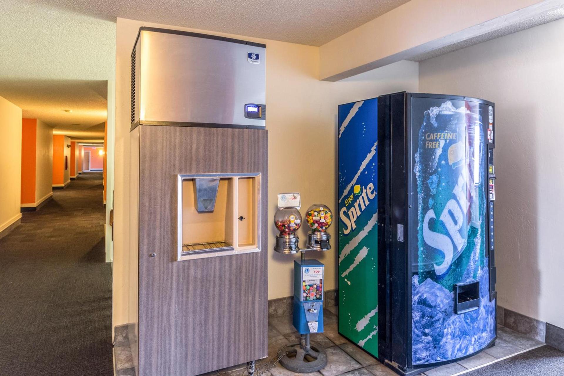 Motel 6-Great Falls, MT photo 37