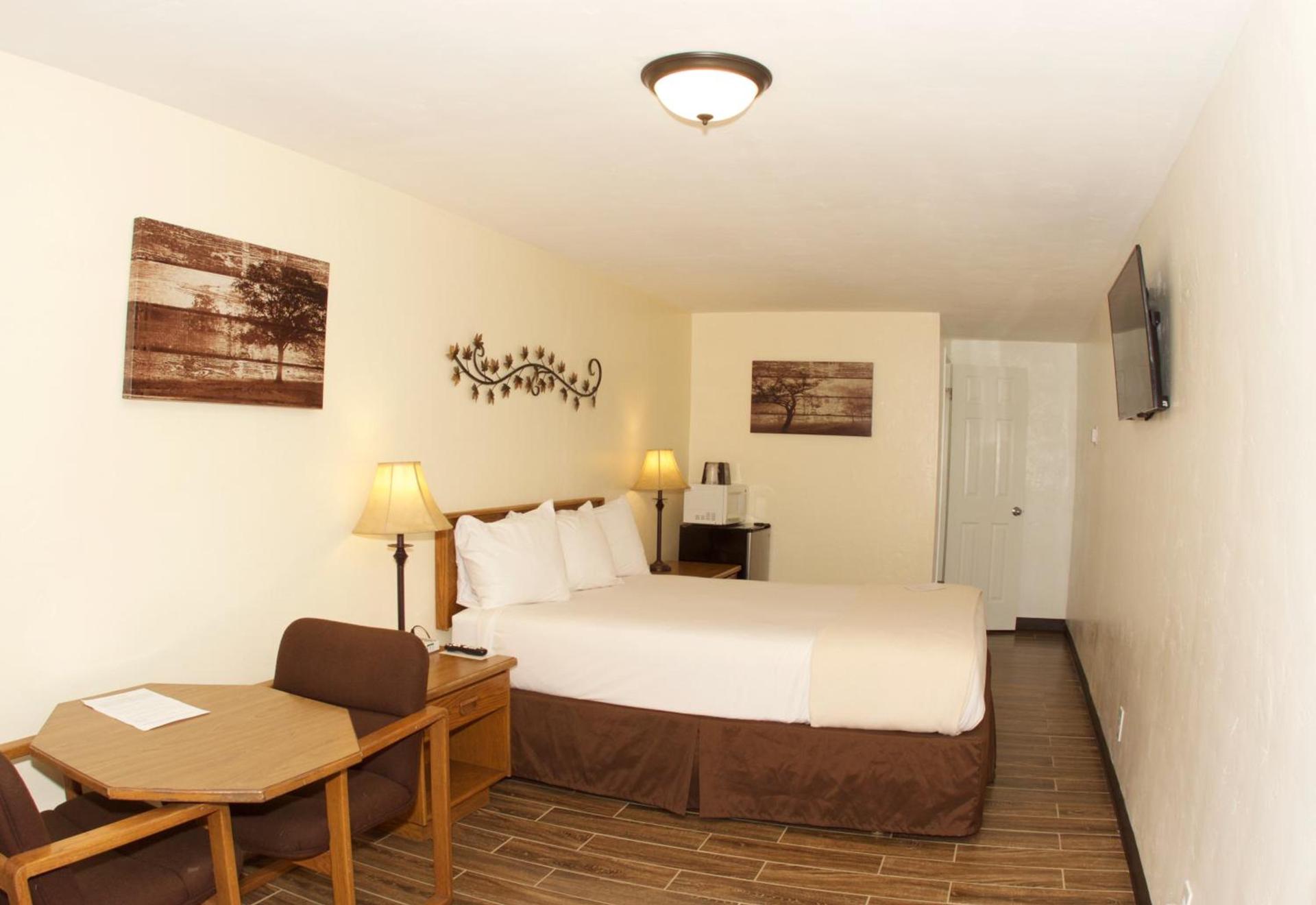 Adventure Inn Durango photo 60