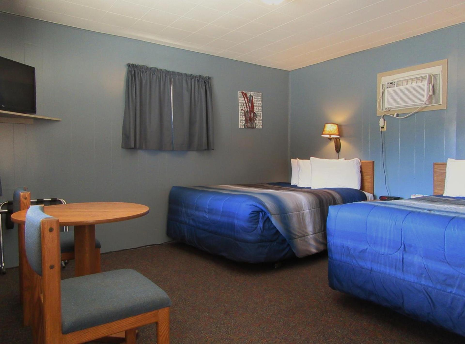 Big Bear Motel photo 37