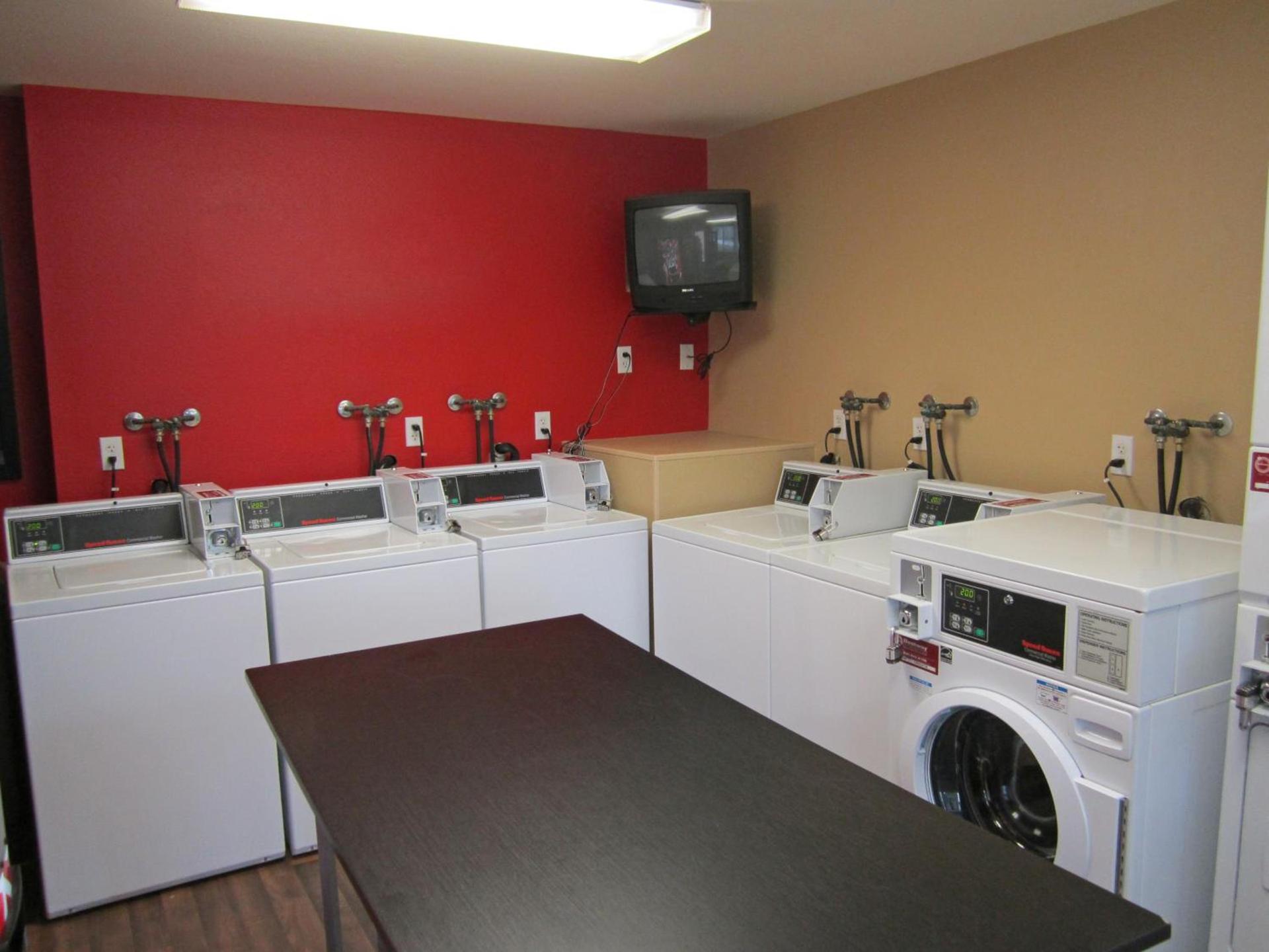 Extended Stay America Suites - Orange County - Irvine Spectrum photo 69
