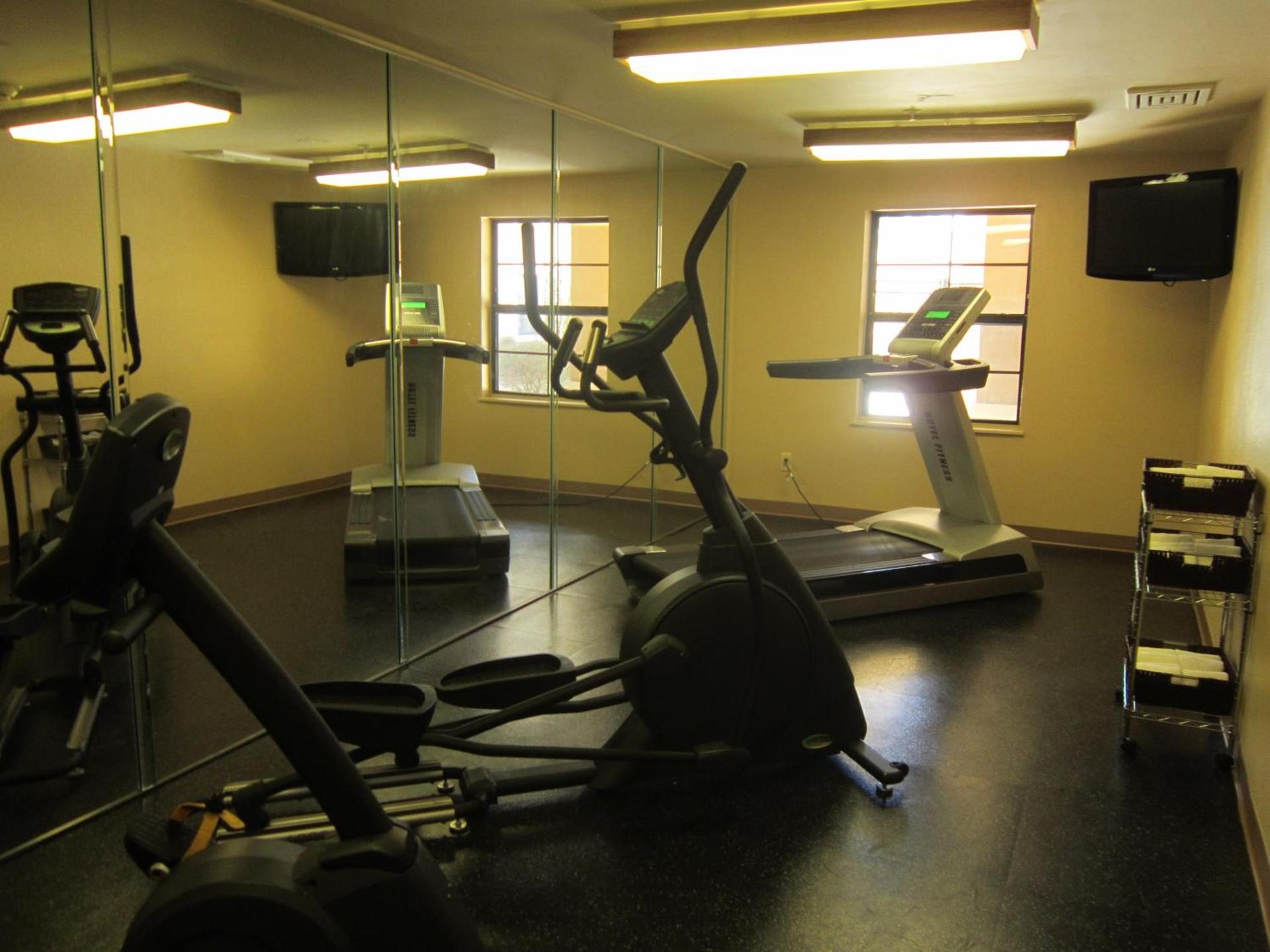 Extended Stay America Suites - Fayetteville - Fort Bragg photo 39