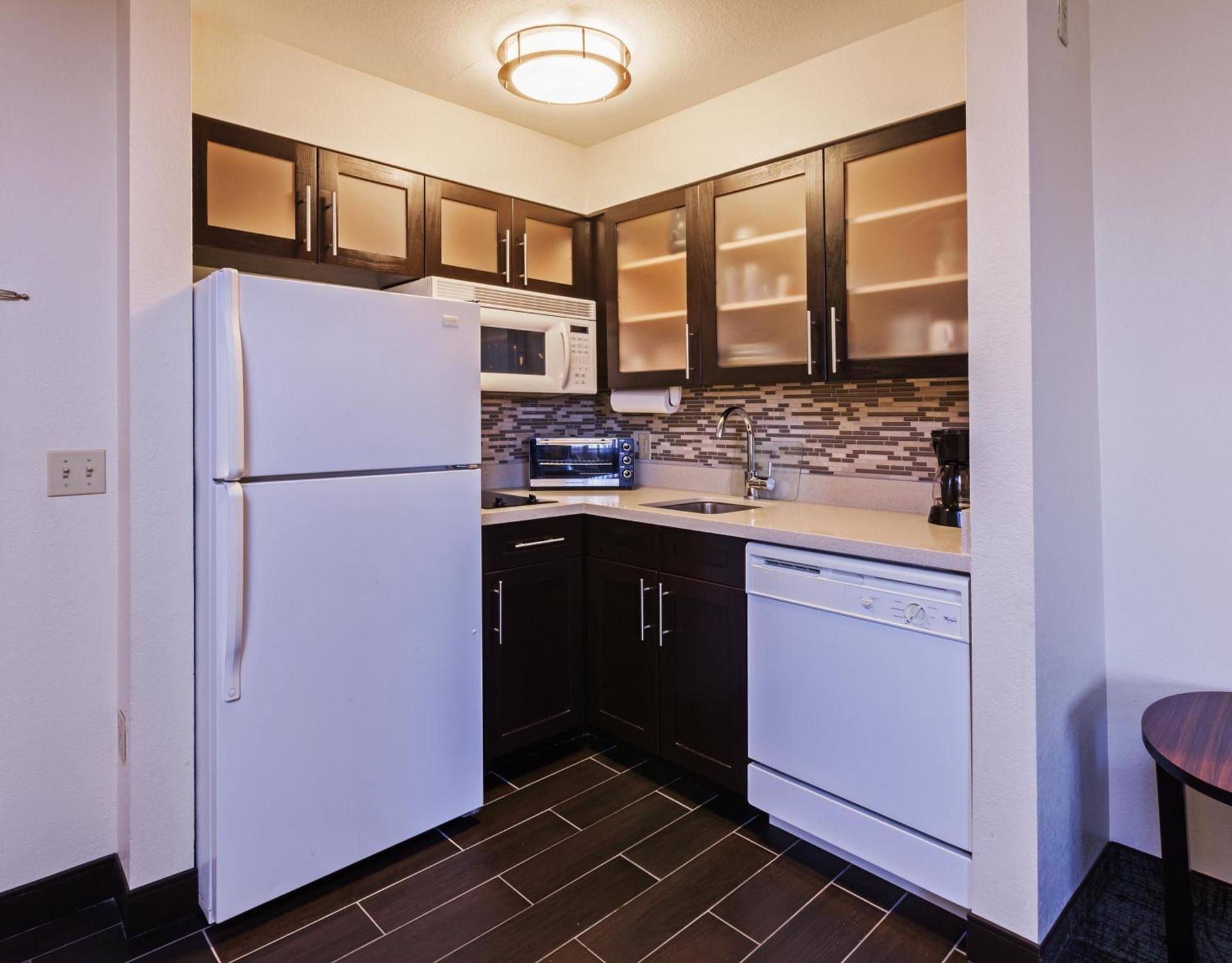Staybridge Suites Tulsa-Woodland Hills by IHG photo 3