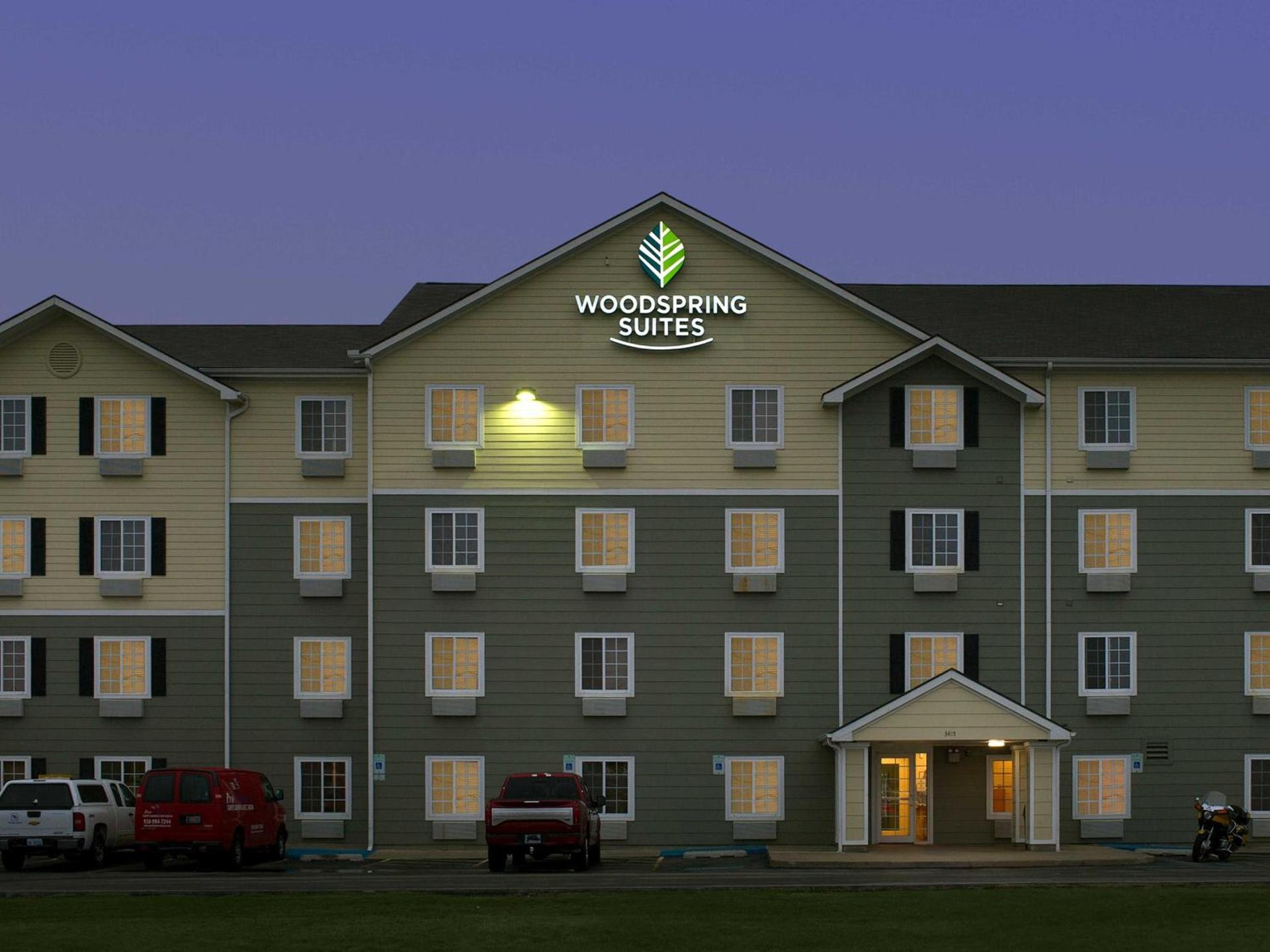 WoodSpring Suites Tulsa photo 29