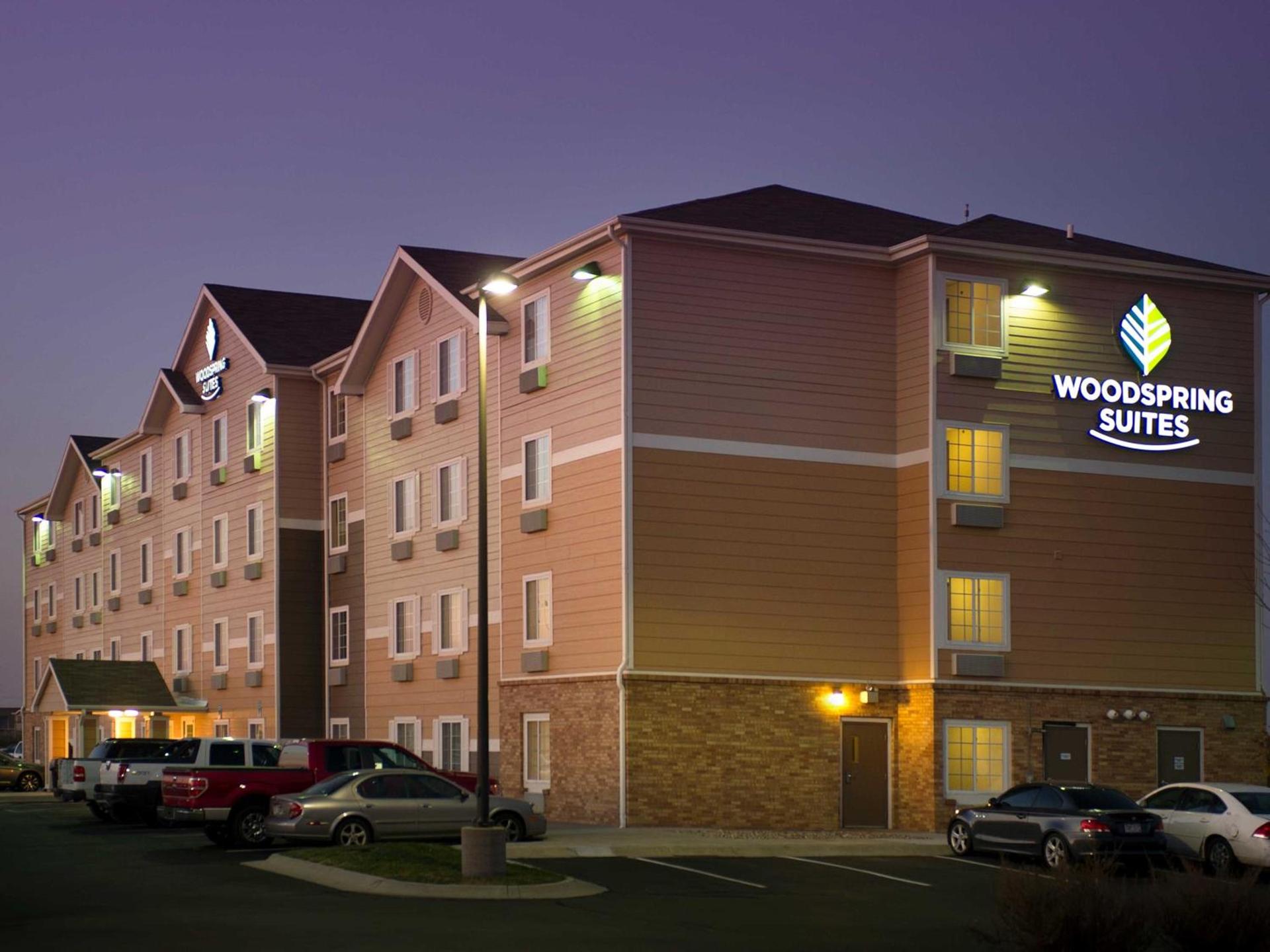 WoodSpring Suites Lincoln Northeast I-80 photo 10