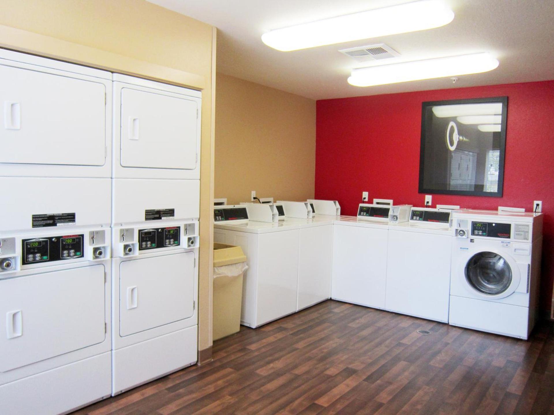 Extended Stay America Select Suites - Tampa - Brandon photo 54