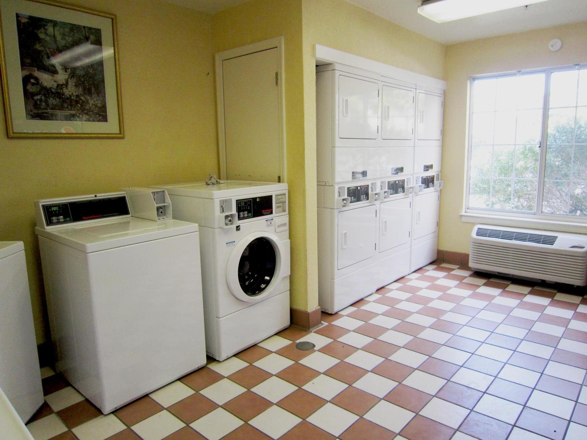 Extended Stay America Suites - Clearwater - Carillon Park photo 64