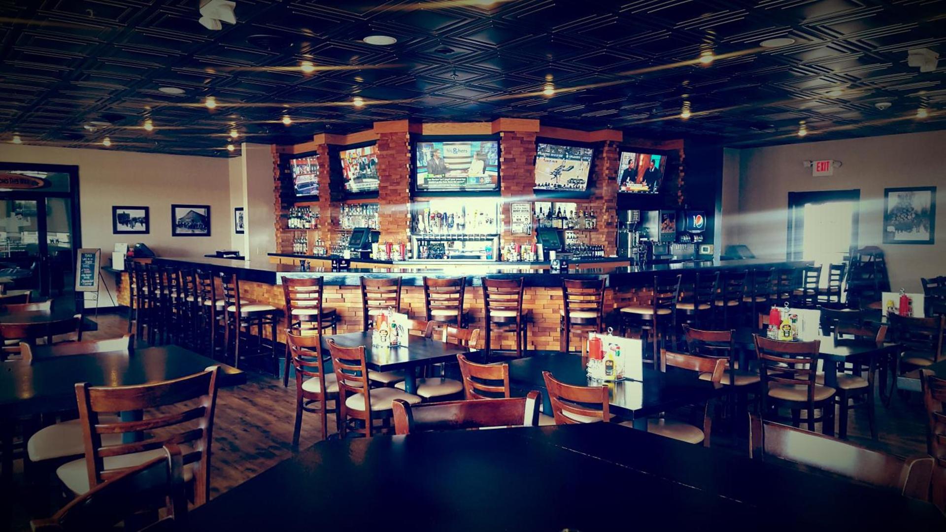 Woodfield Inn and Suites photo 2