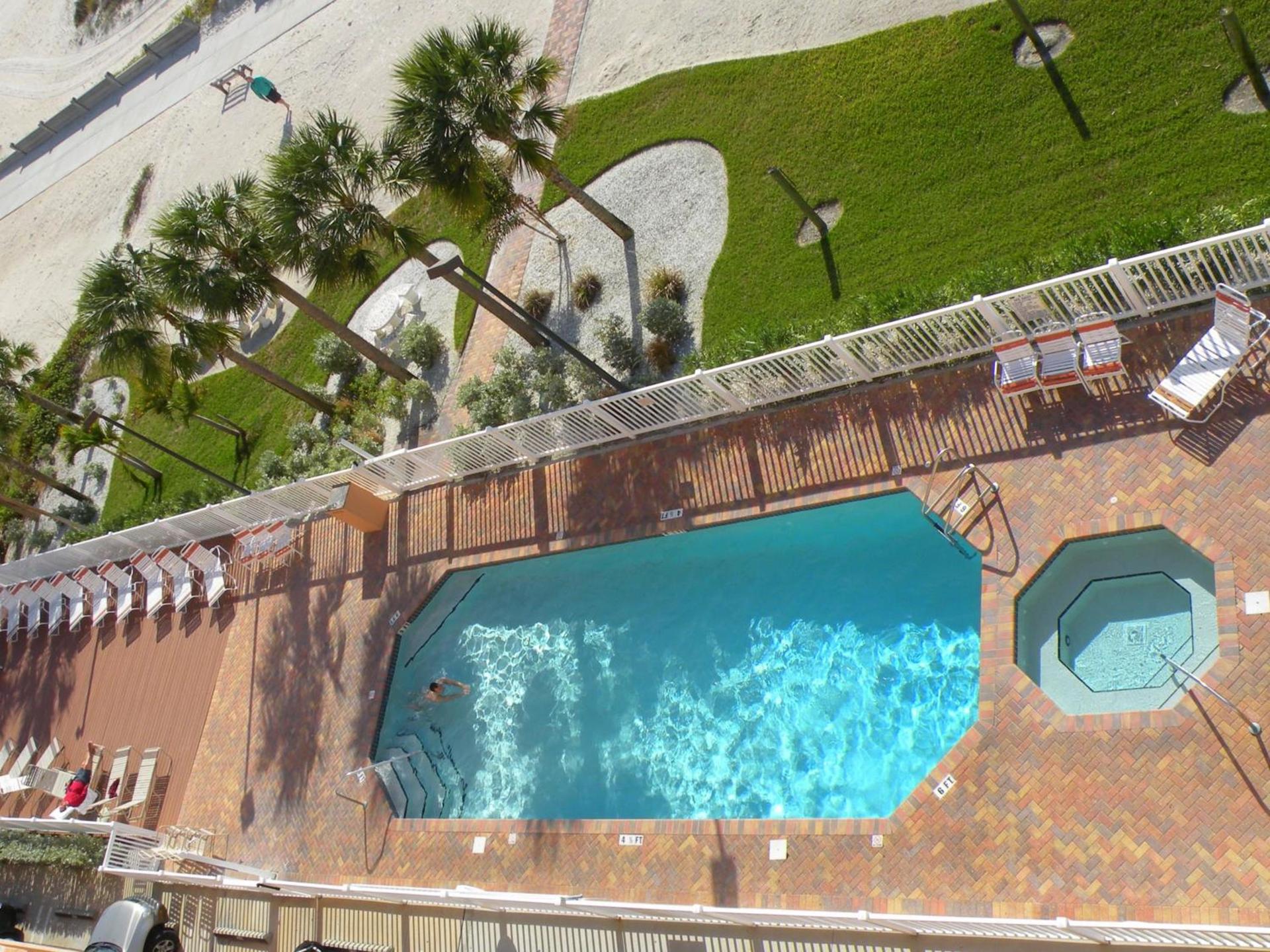 Surf Beach Treasure Island Resort photo 9