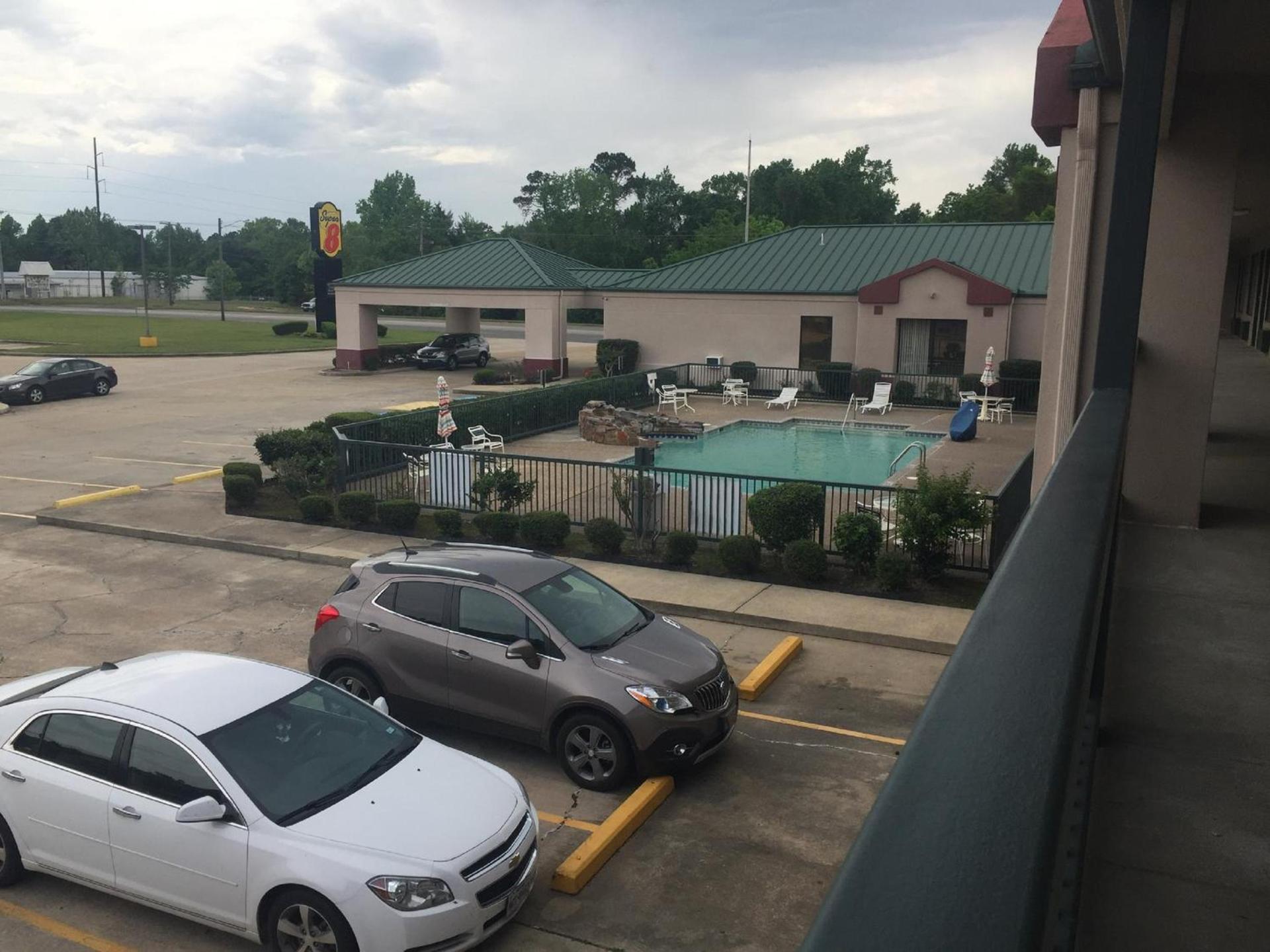 Super 8 by Wyndham Jasper TX photo 45