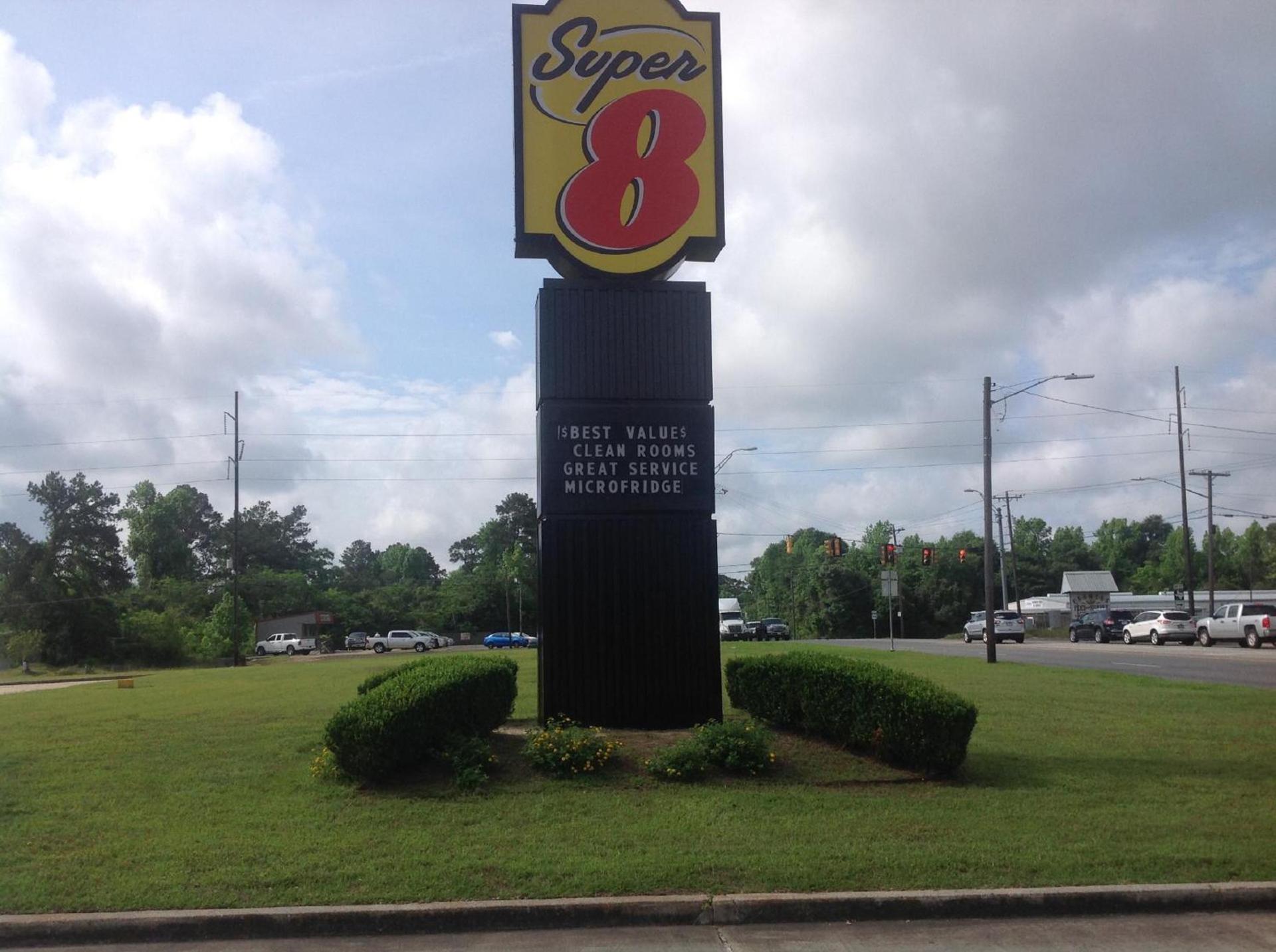 Super 8 by Wyndham Jasper TX photo 25