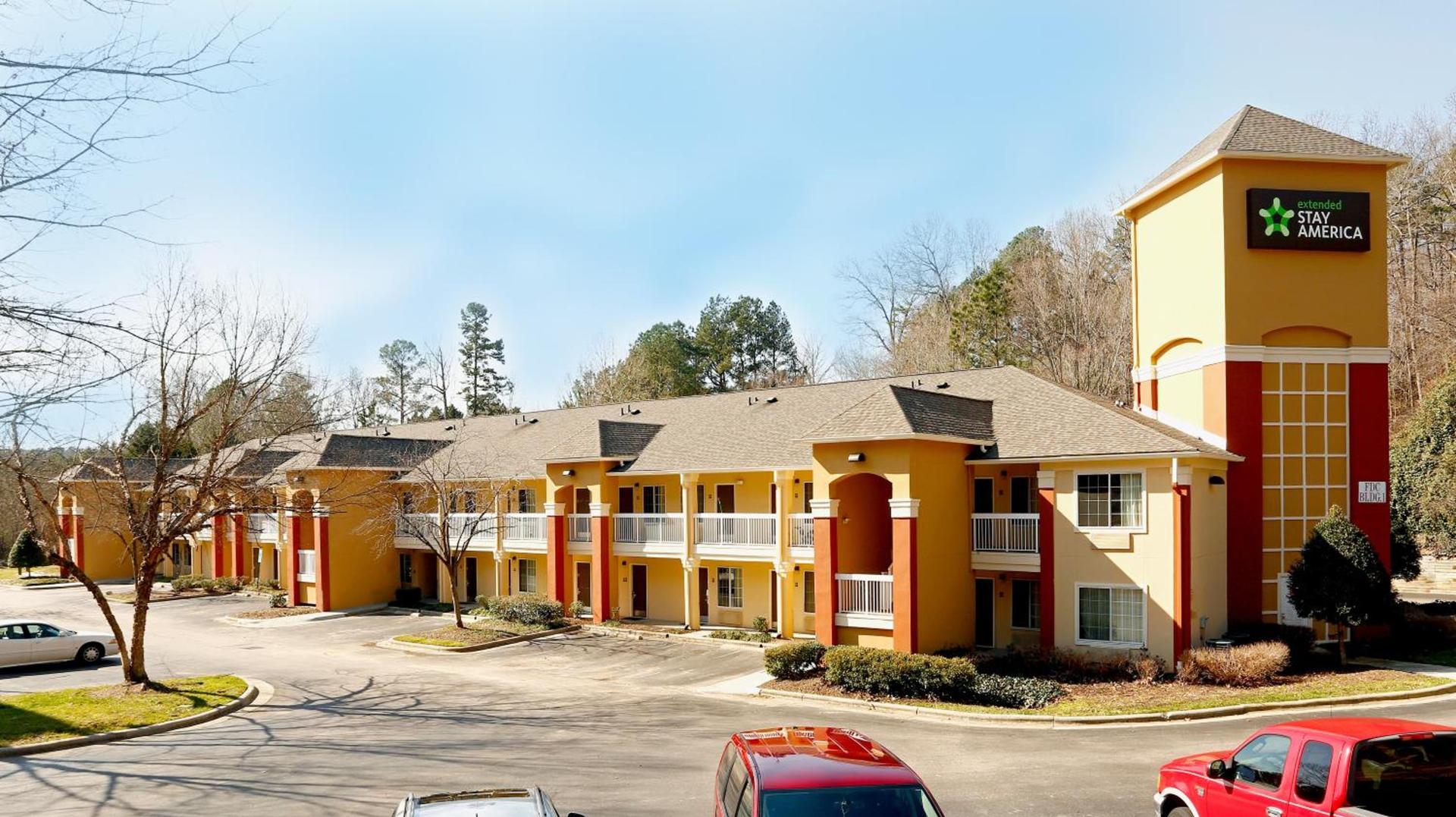 Suburban Studios Raleigh - Crabtree Valley photo 1