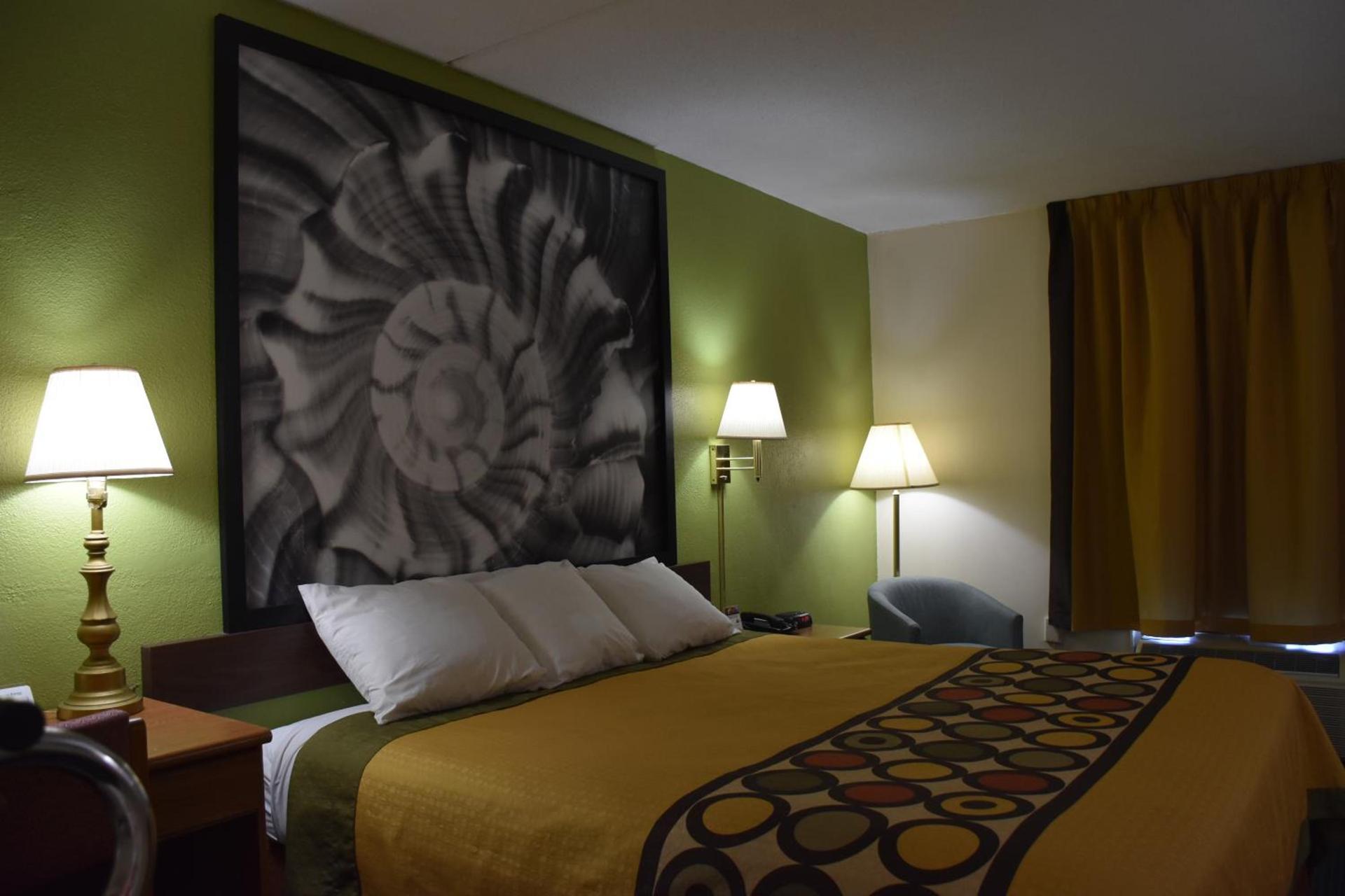 Super 8 by Wyndham Tifton photo 72