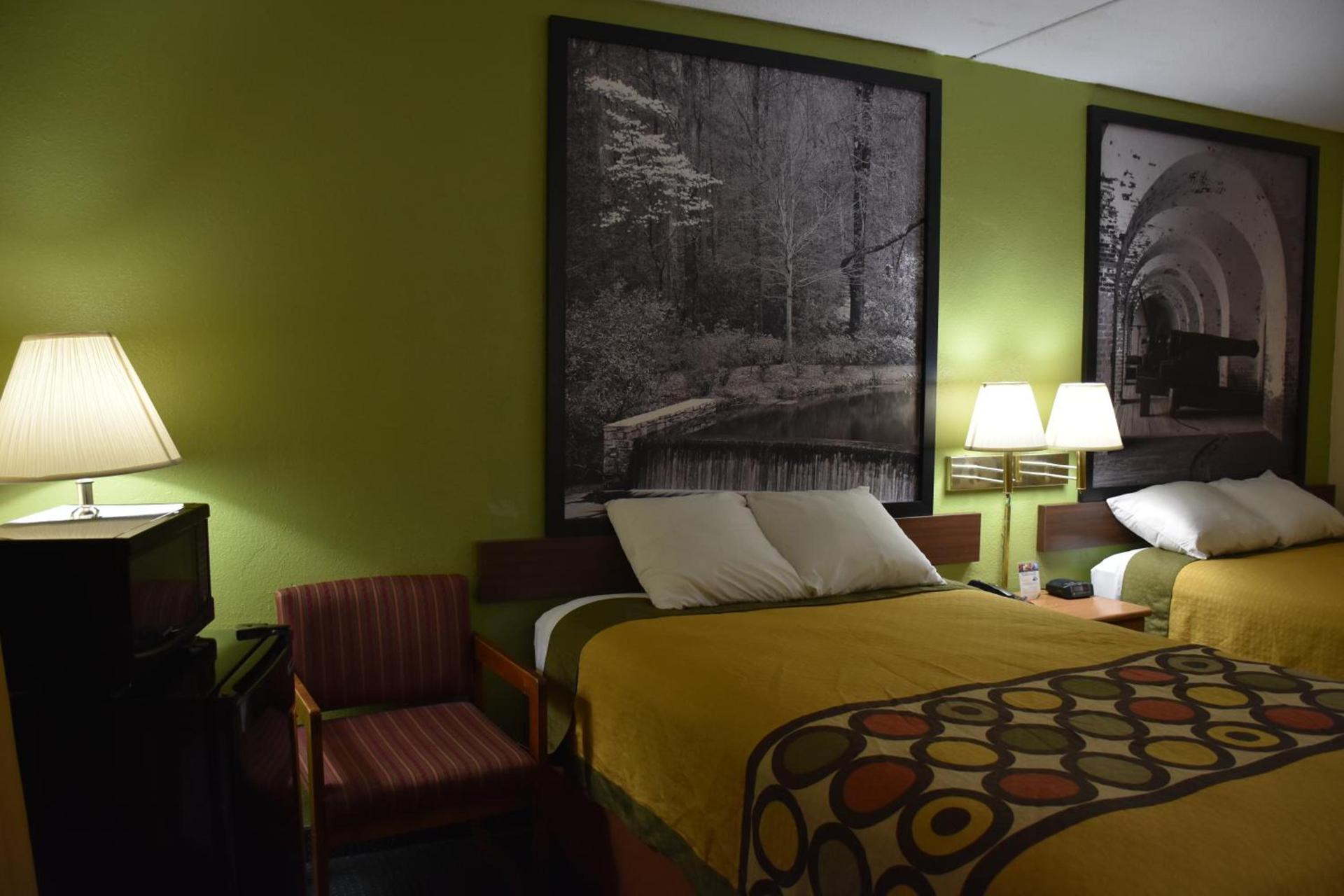 Super 8 by Wyndham Tifton photo 48