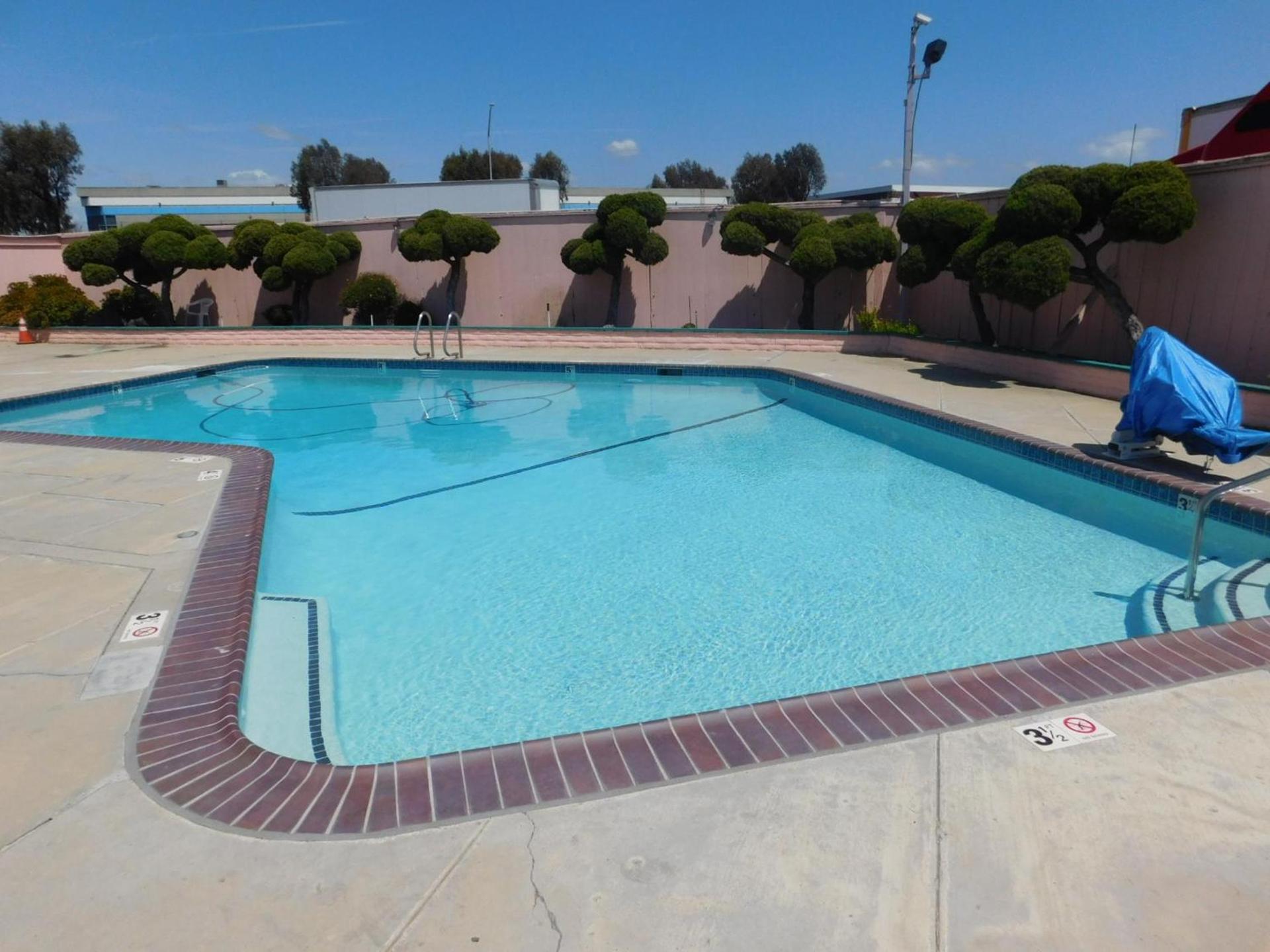 Inns of California Salinas photo 9