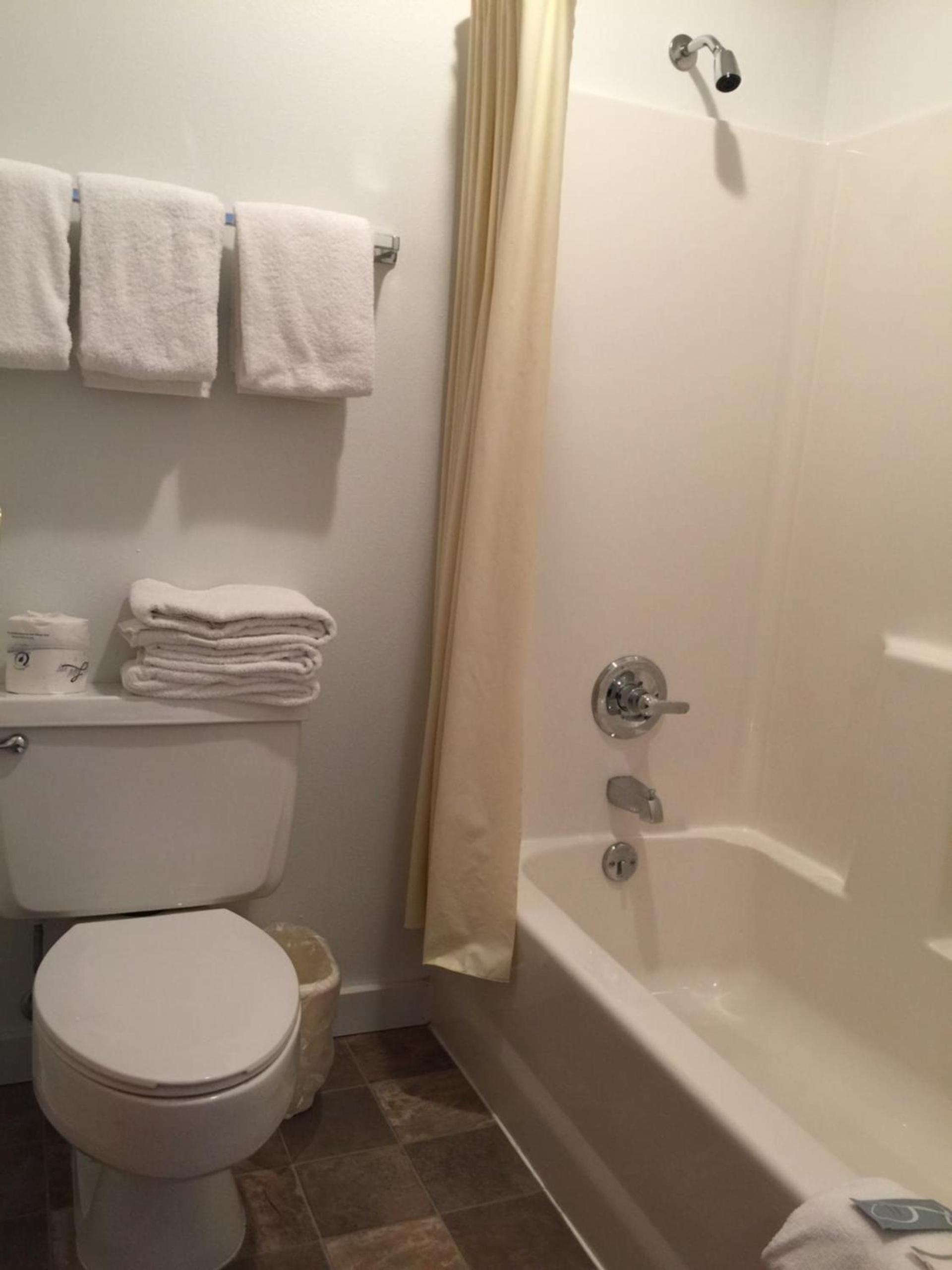 Holiday Lodge photo 18