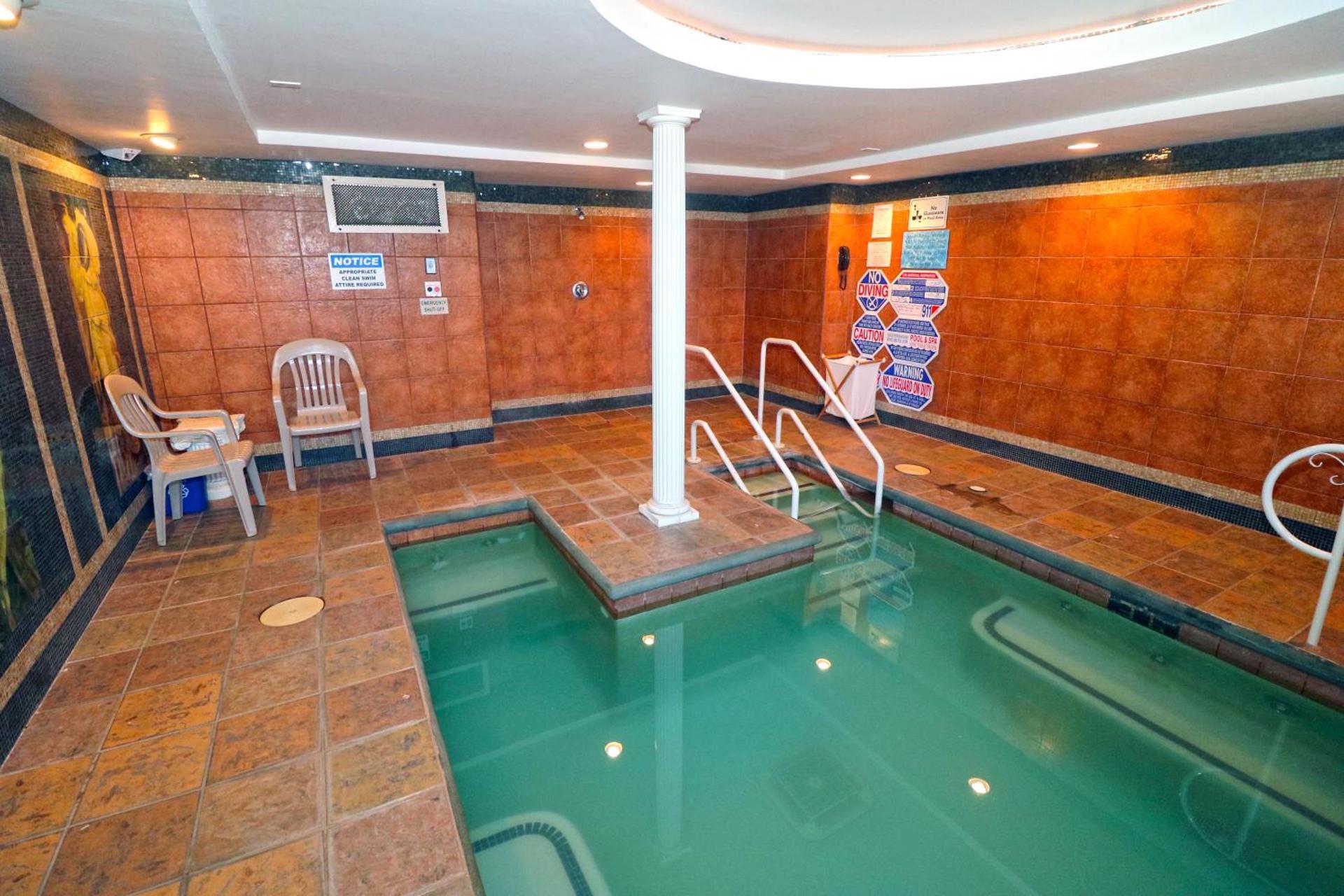 Masterpiece Hotel photo 18