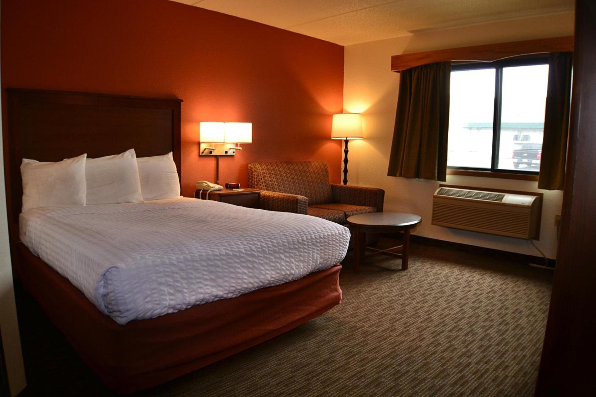 AmericInn by Wyndham Calumet photo 8