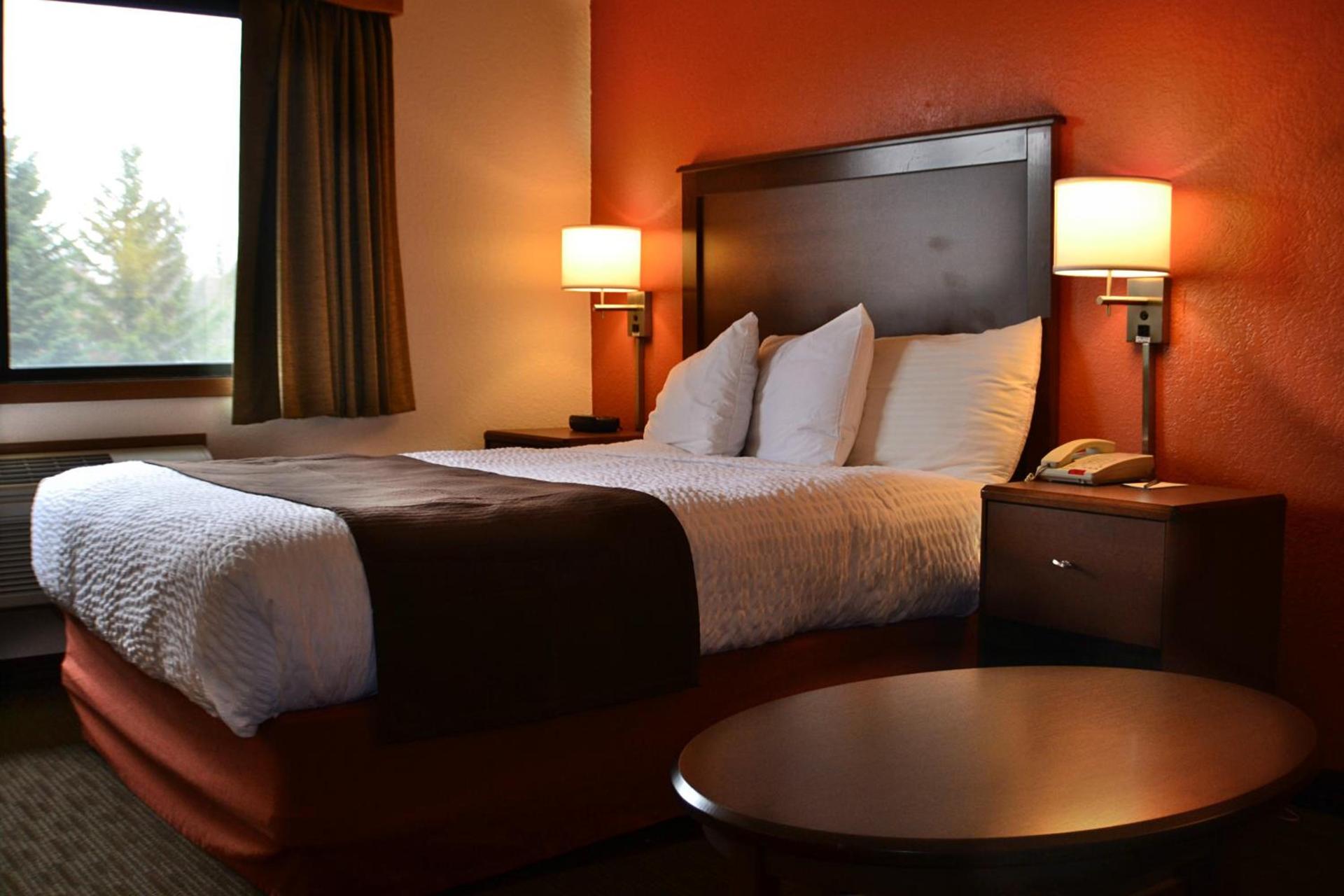 AmericInn by Wyndham Calumet photo 9