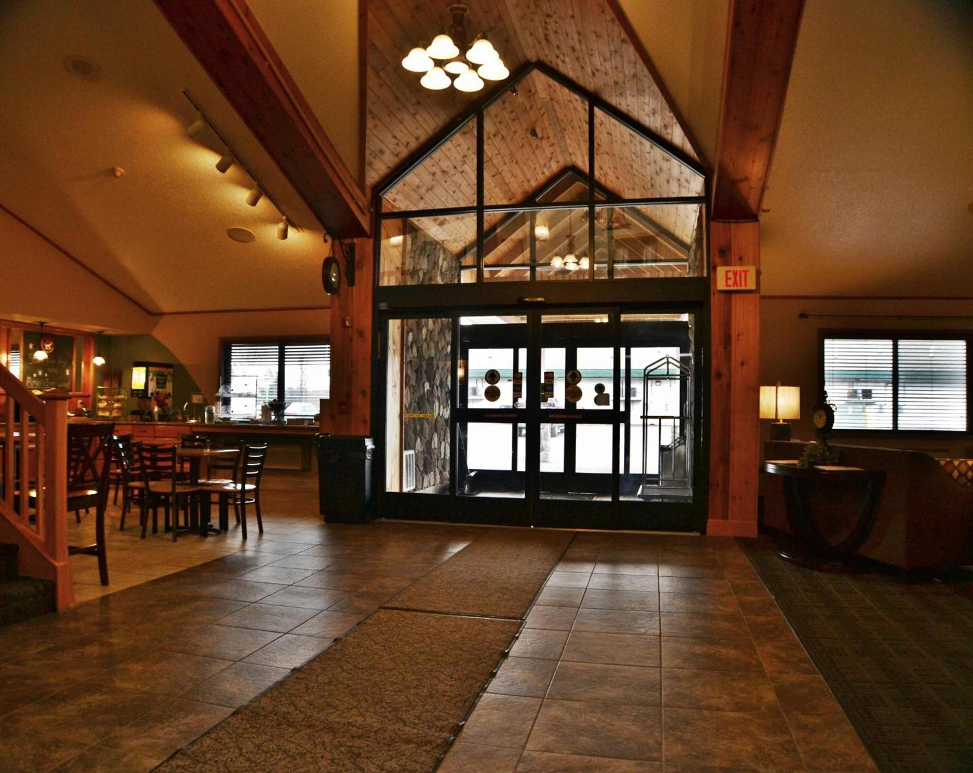 AmericInn by Wyndham Calumet photo 59