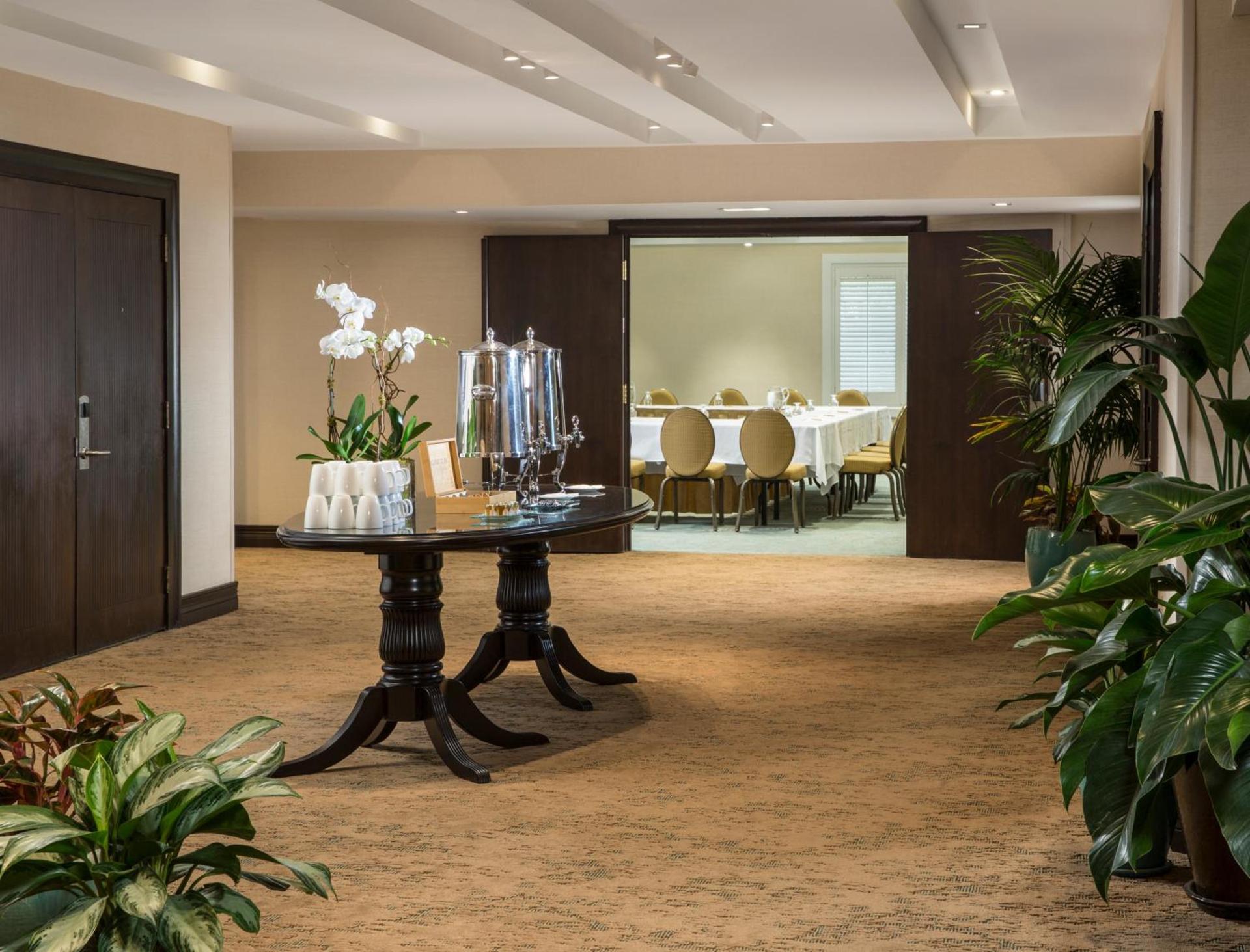 The Palms Hotel & Spa photo 81