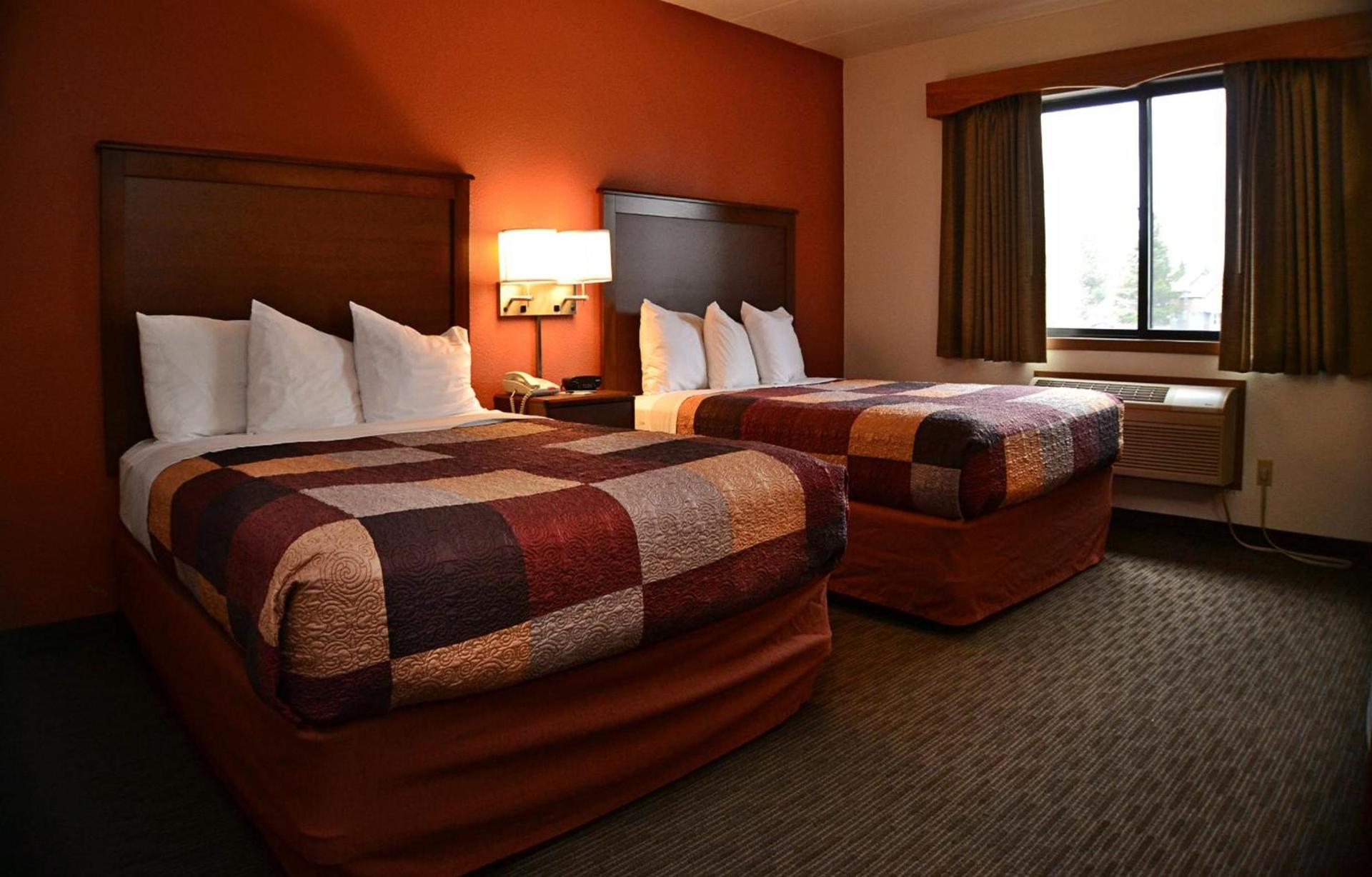 AmericInn by Wyndham Calumet photo 49