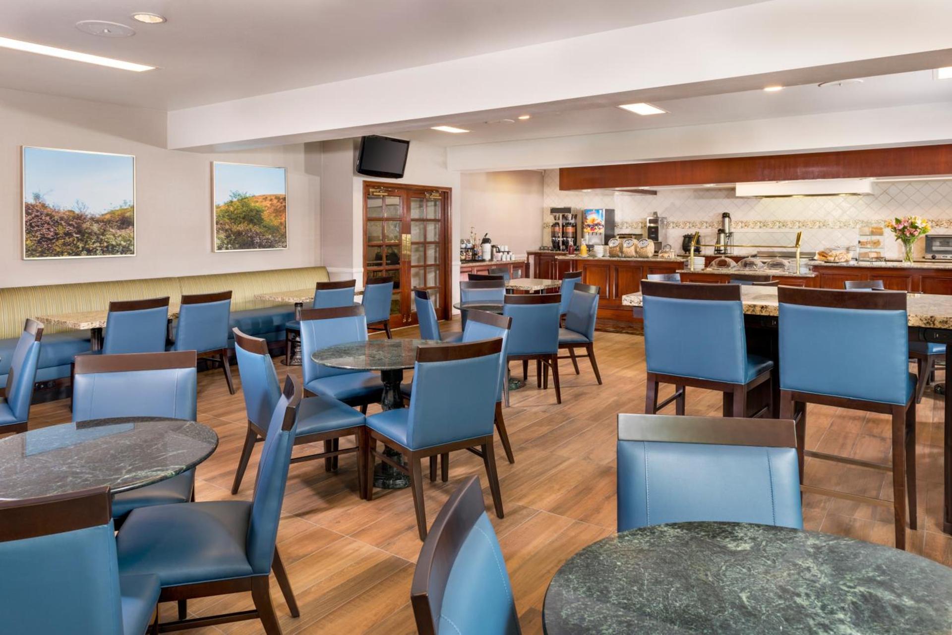 Ayres Suites Diamond Bar photo 5