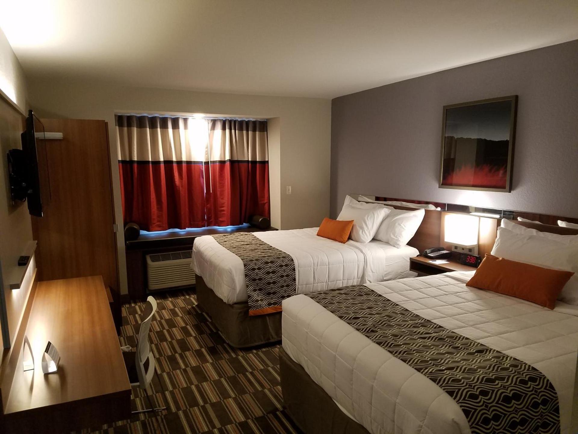Microtel Inn & Suites by Wyndham Niagara Falls photo 39