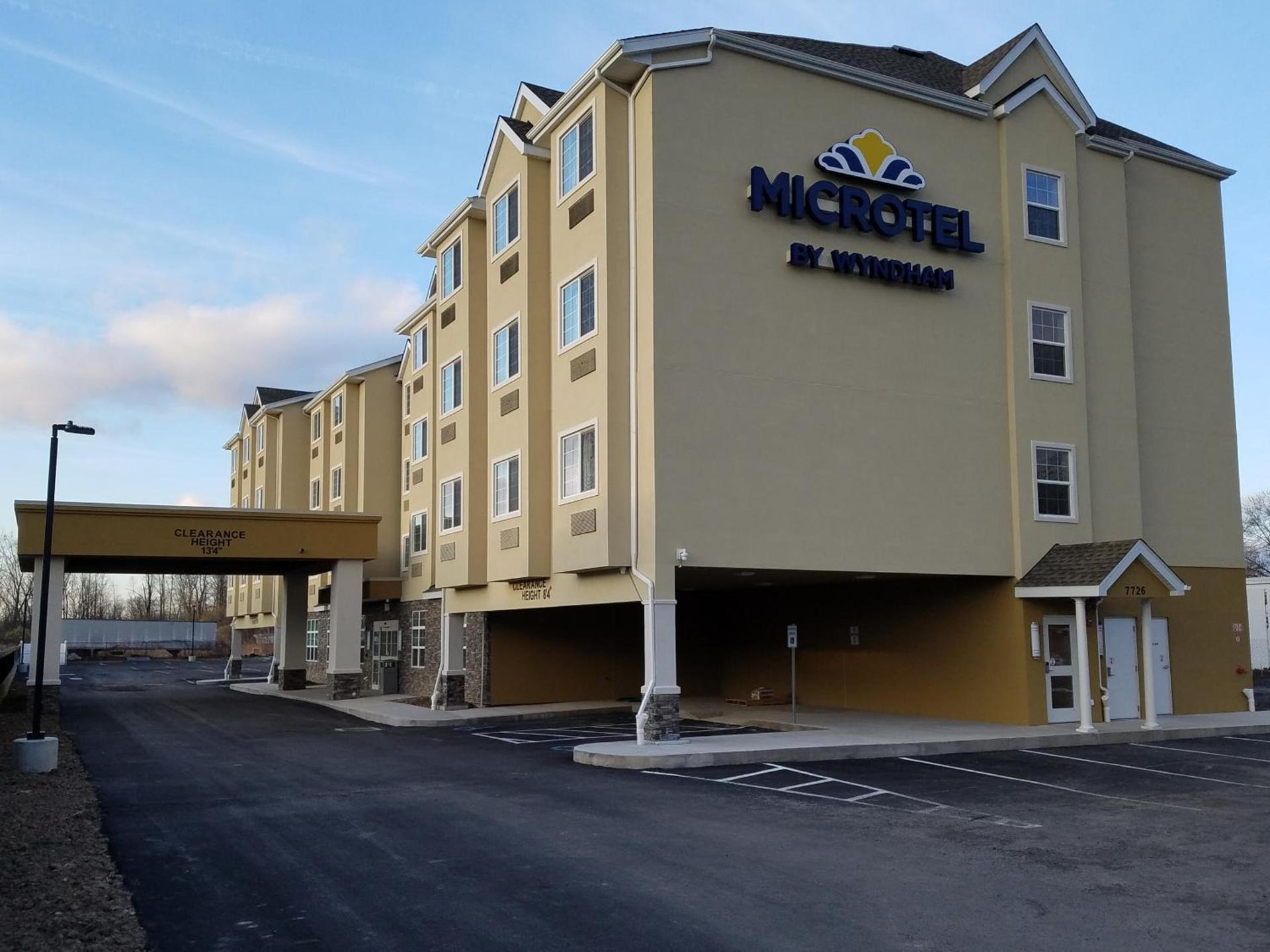 Microtel Inn & Suites by Wyndham Niagara Falls photo 35