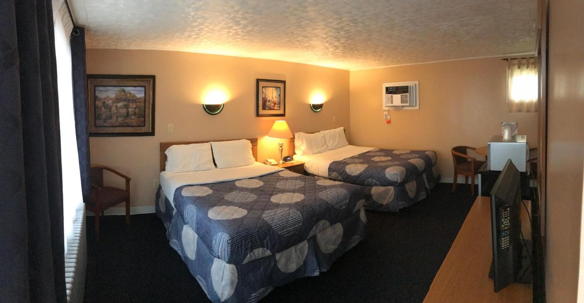 Moonlite Motel photo 11