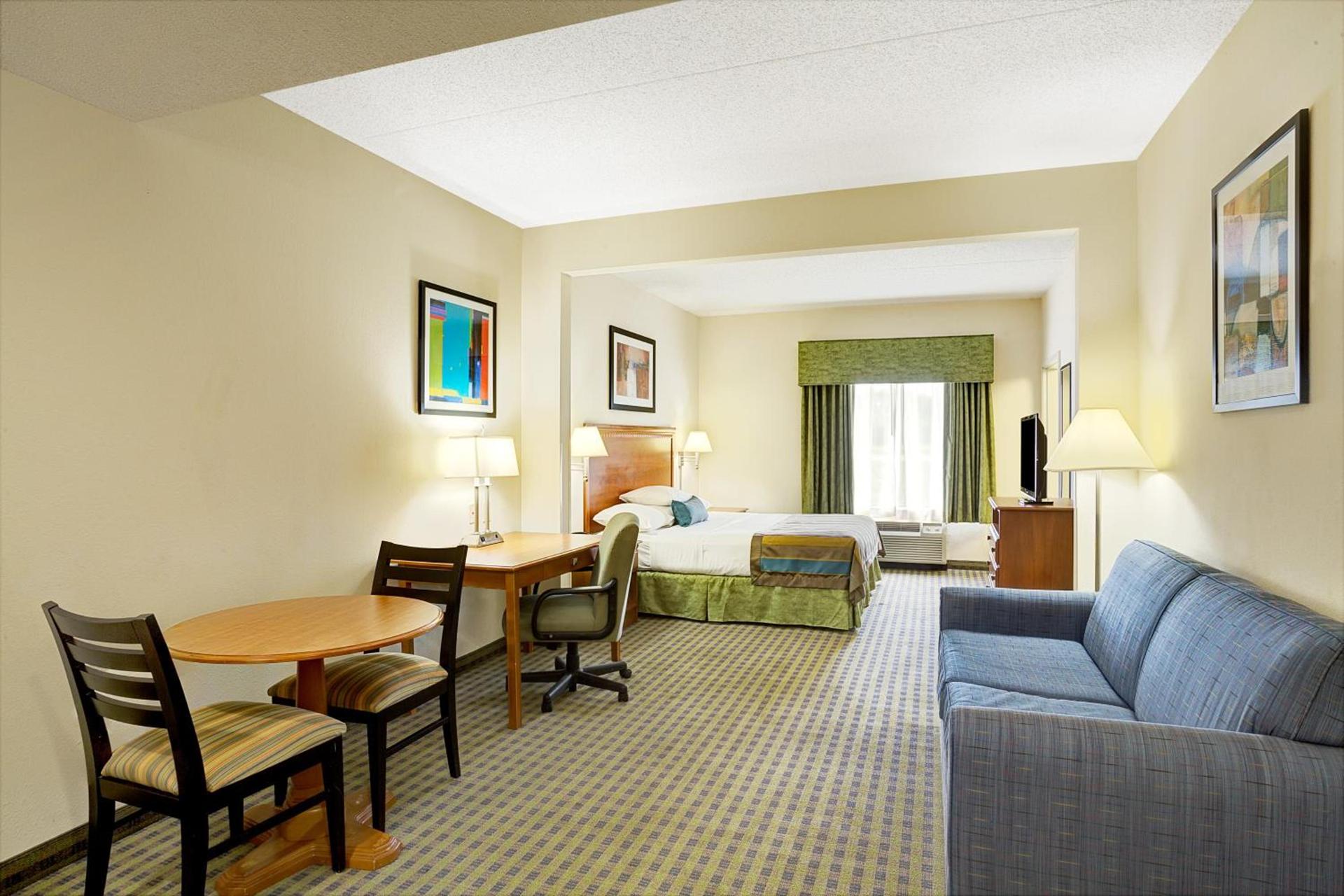 Wingate by Wyndham Atlanta Fairburn photo 11