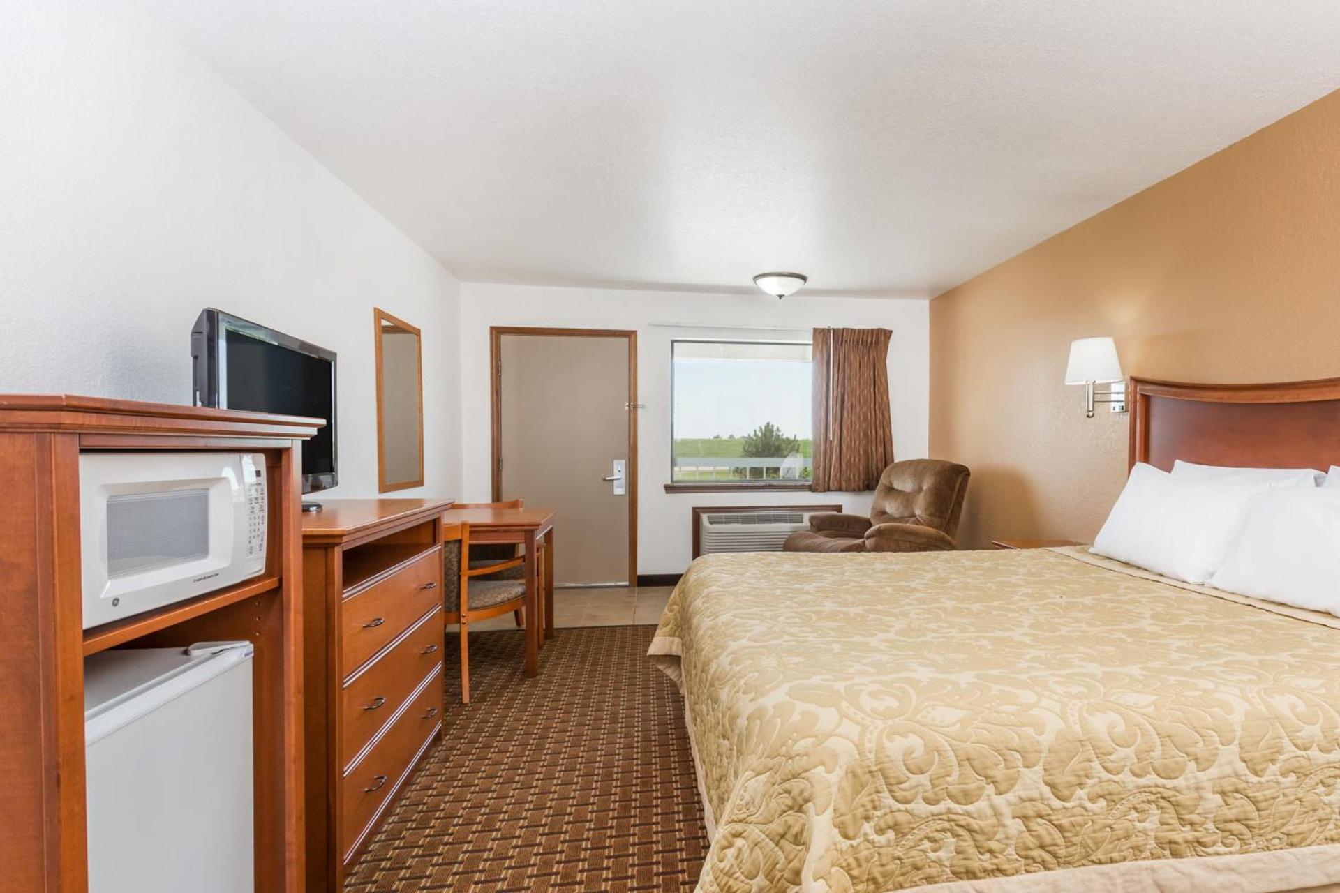 Super 8 by Wyndham Goodland photo 19