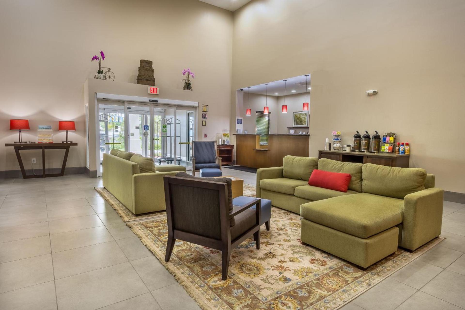 Country Inn & Suites by Radisson, St Petersburg - Clearwater, FL photo 57