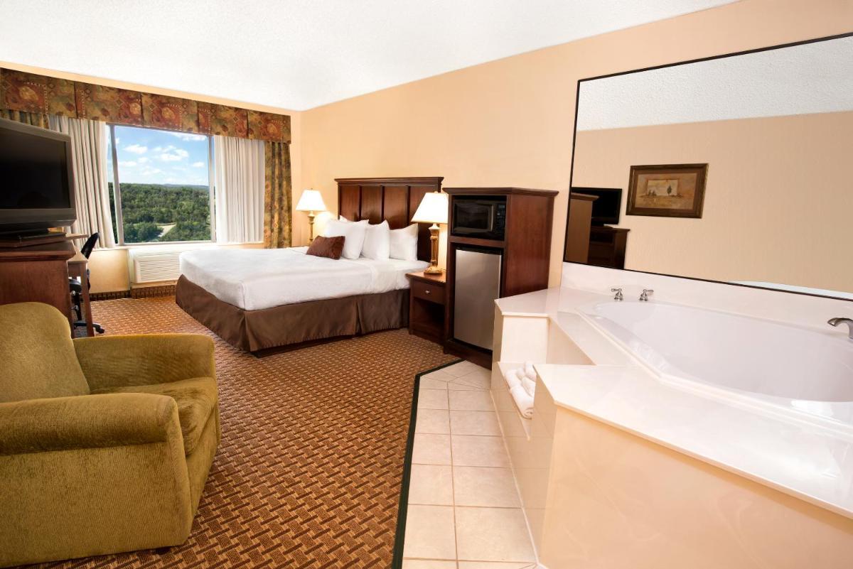 Grand Plaza Hotel Branson photo 10